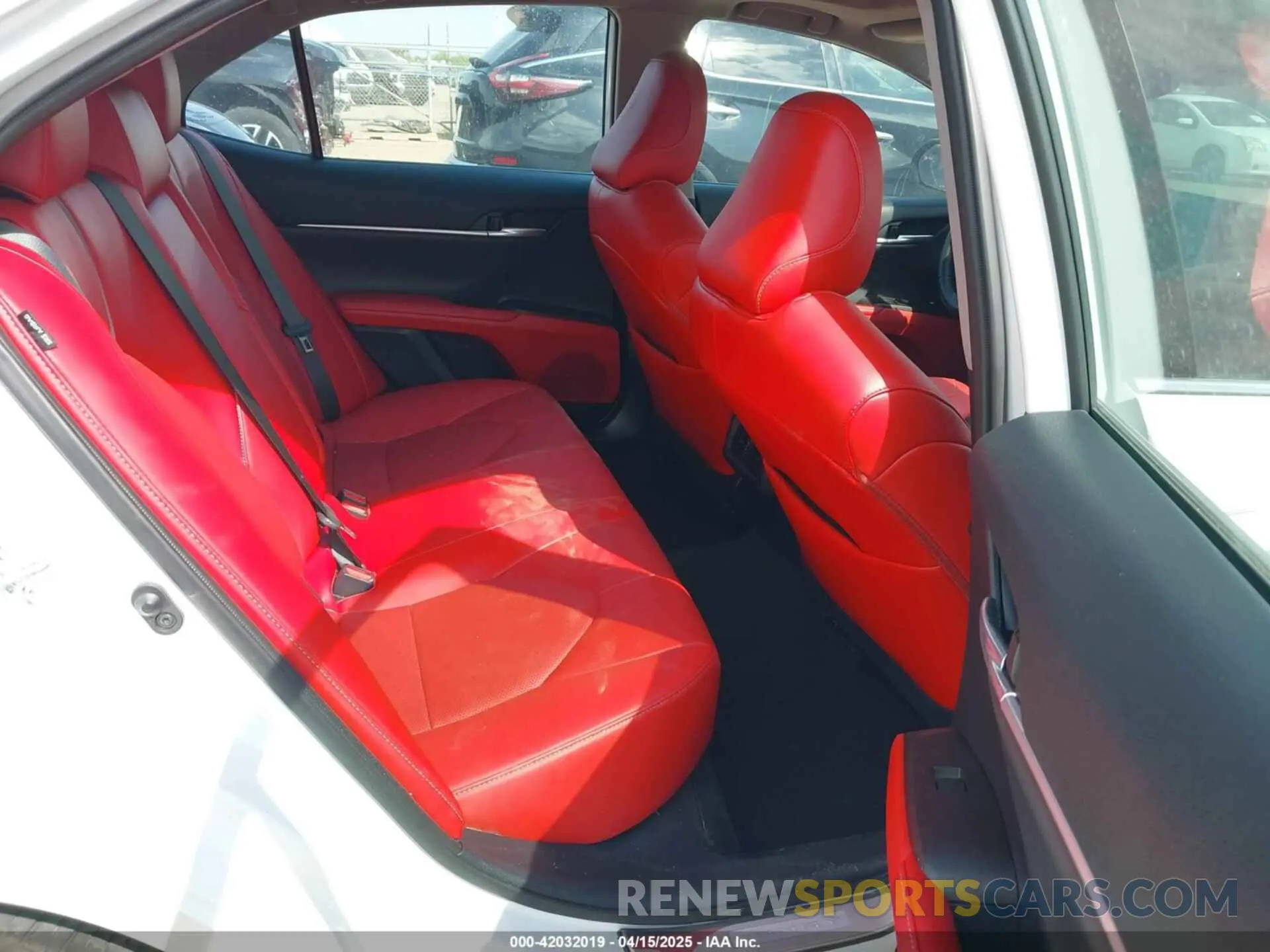 8 fotografías del automóvil dañado 4T1K61AK5PU792884 TOYOTA CAMRY 2023
