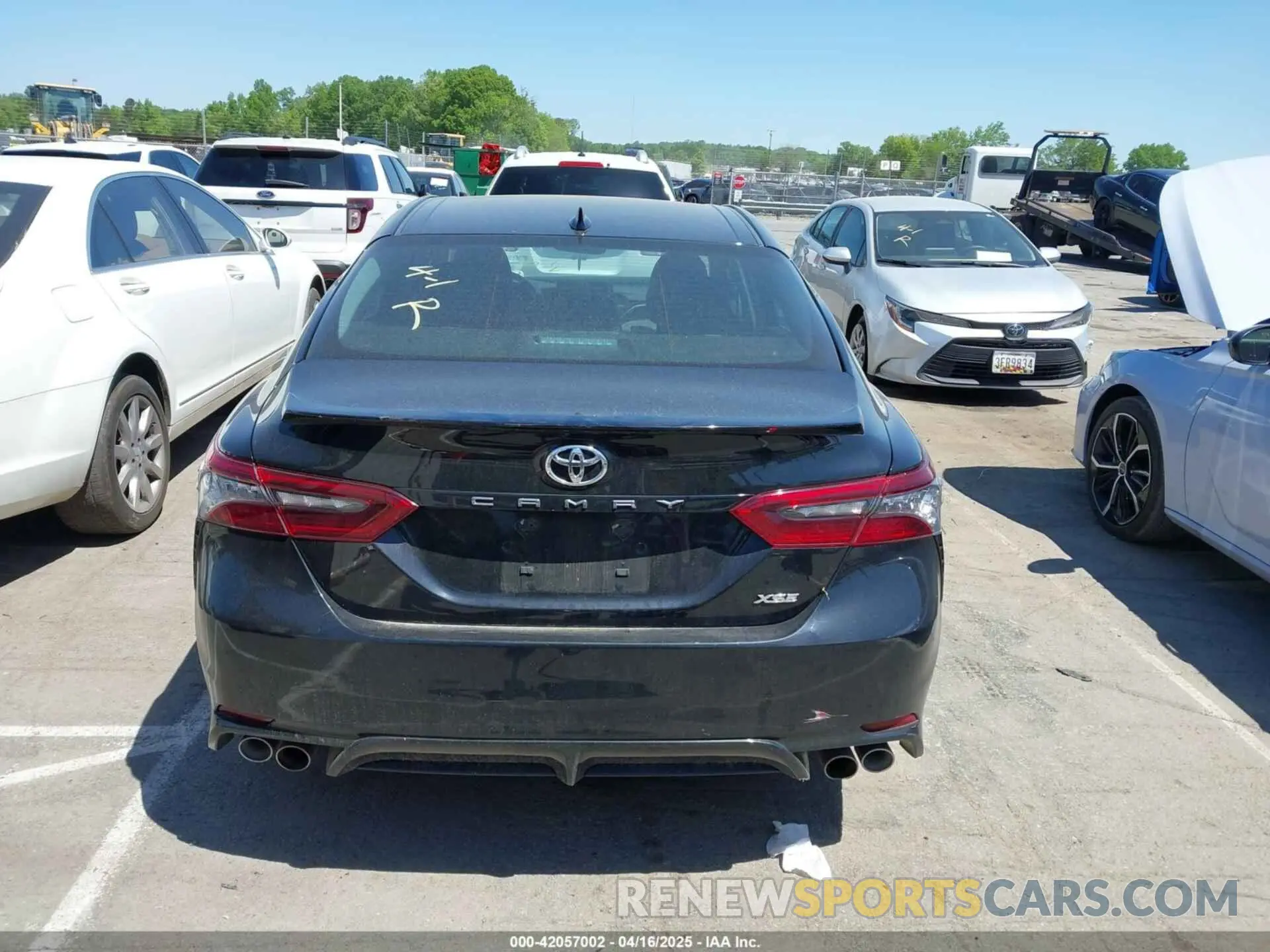 16 fotografías del automóvil dañado 4T1K61AK5PU808520 TOYOTA CAMRY 2023