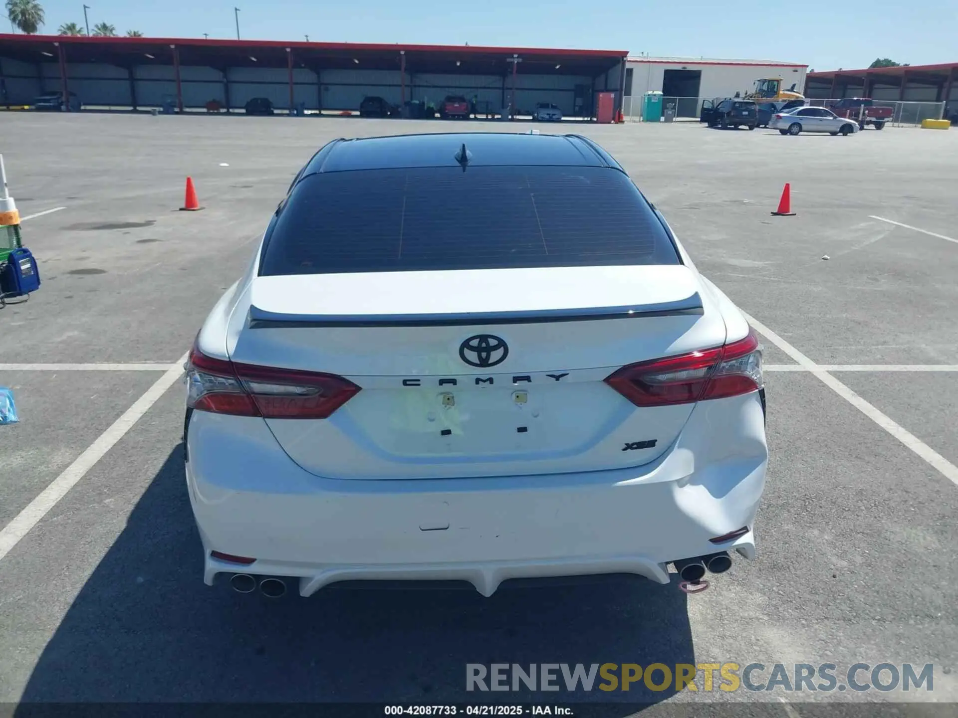16 fotografías del automóvil dañado 4T1K61AK6PU142946 TOYOTA CAMRY 2023