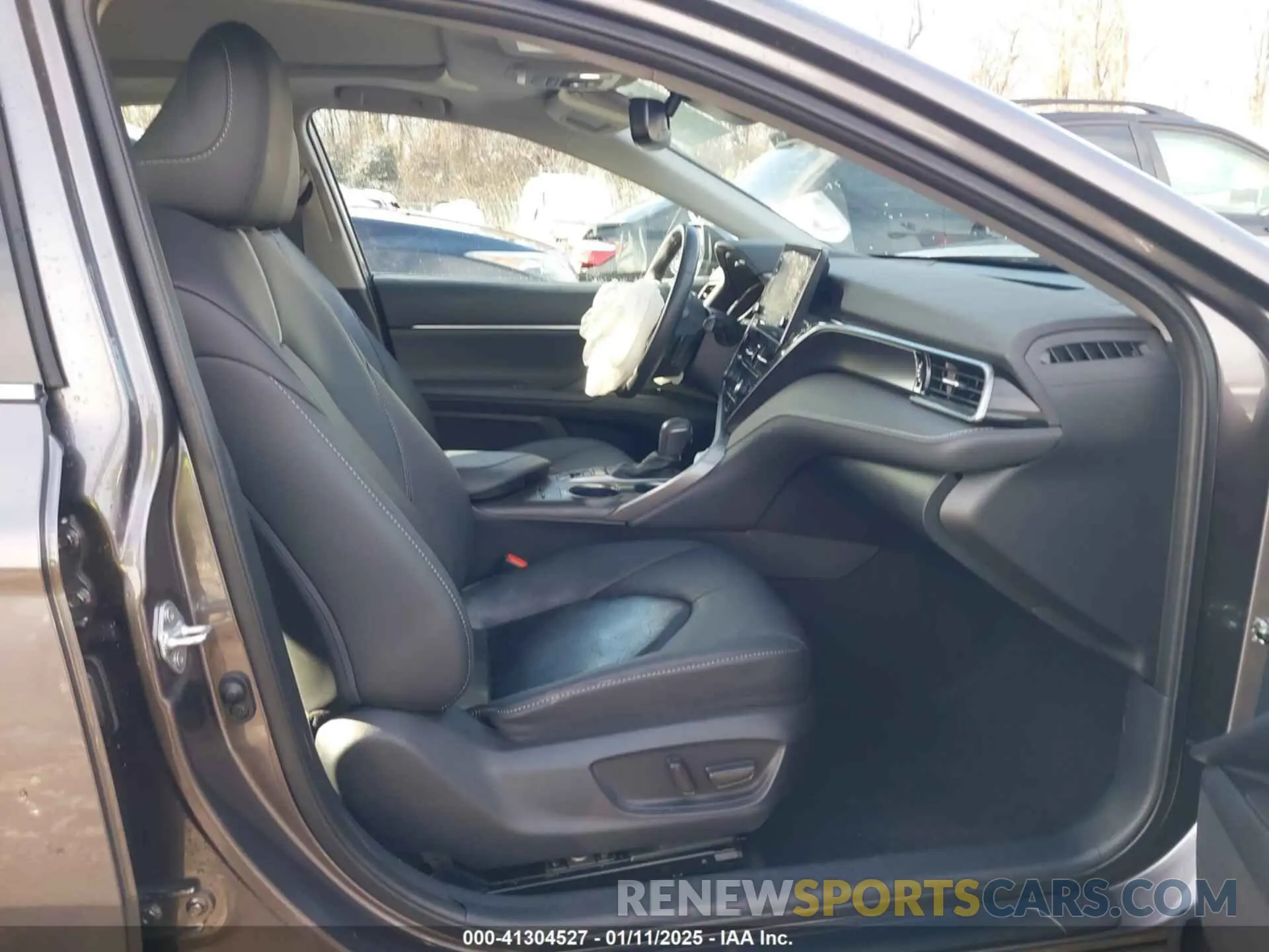 5 fotografías del automóvil dañado 4T1K61AK6PU839789 TOYOTA CAMRY 2023