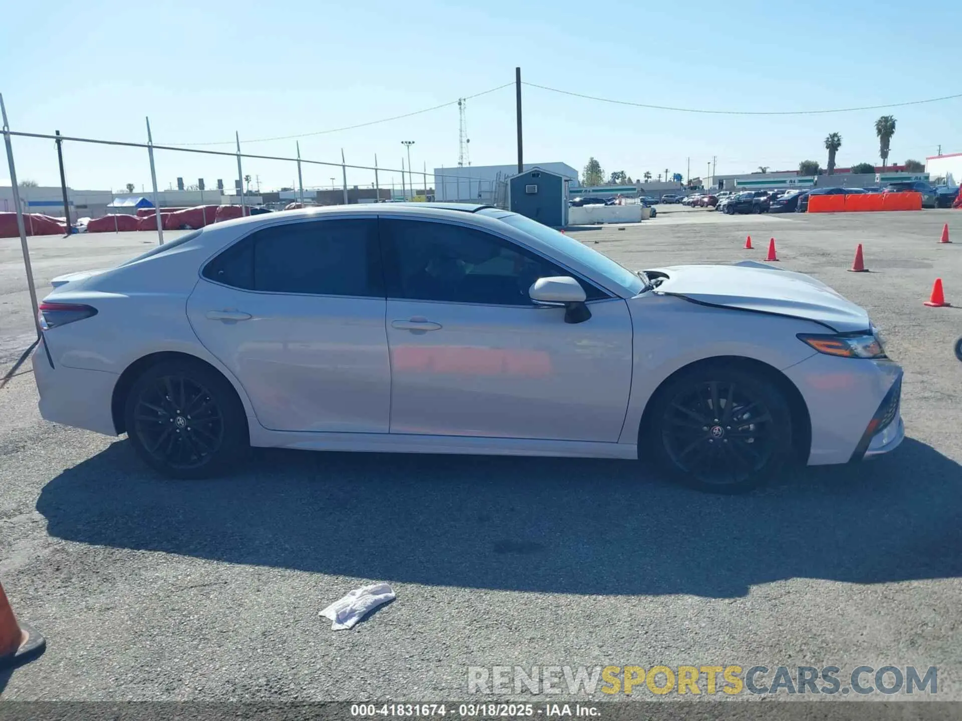 12 fotografías del automóvil dañado 4T1K61AK7PU140316 TOYOTA CAMRY 2023