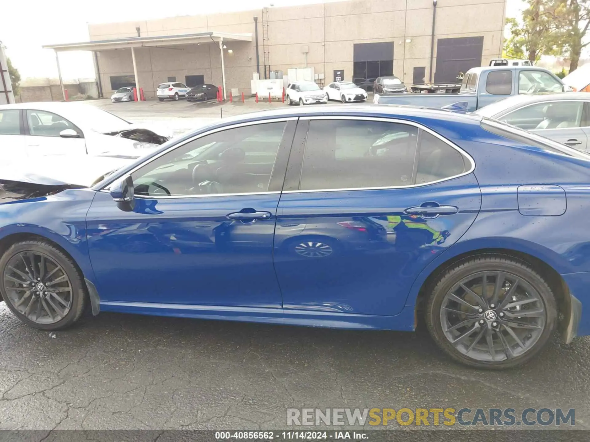 14 fotografías del automóvil dañado 4T1K61AK7PU174465 TOYOTA CAMRY 2023