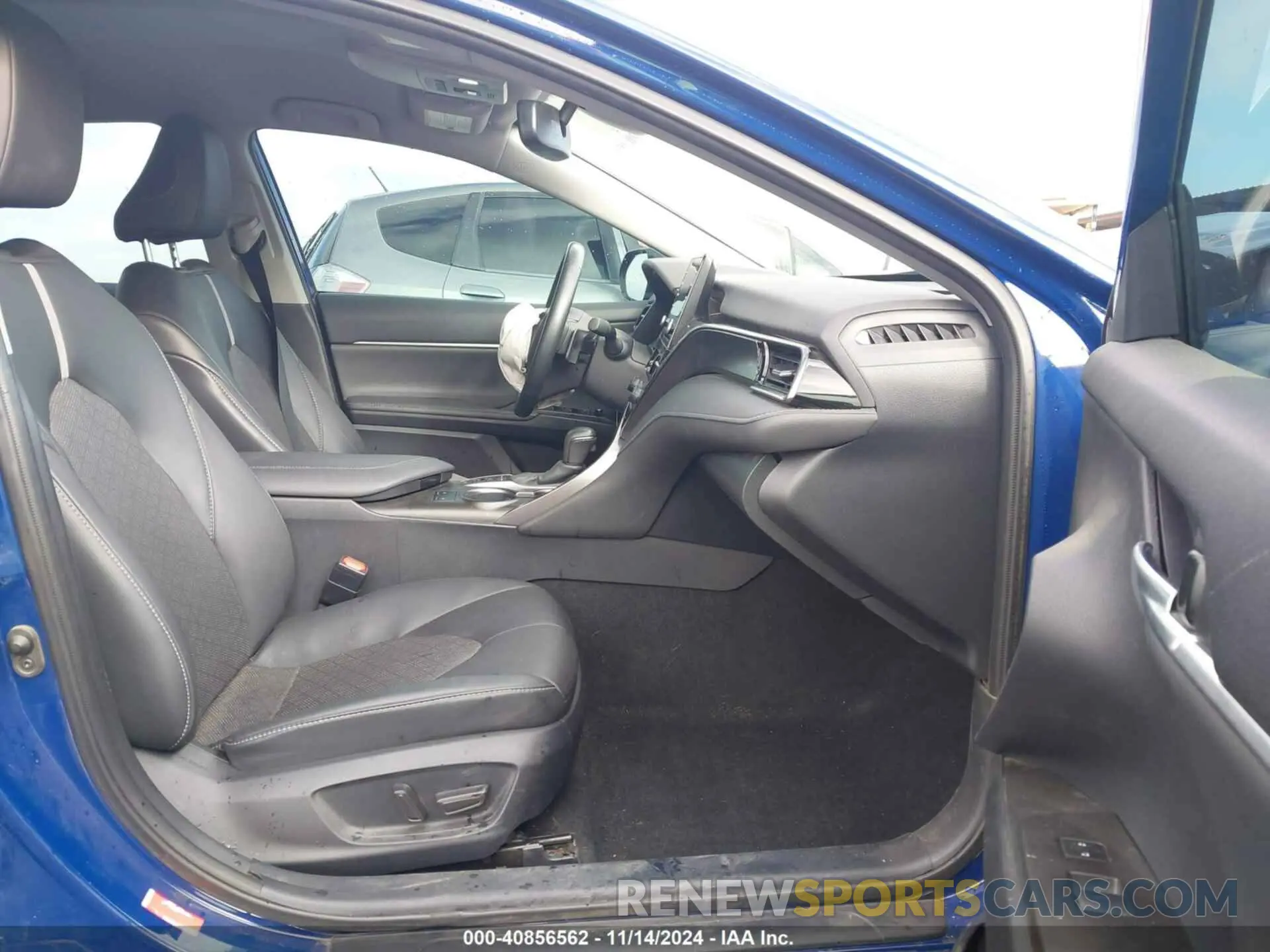 5 fotografías del automóvil dañado 4T1K61AK7PU174465 TOYOTA CAMRY 2023