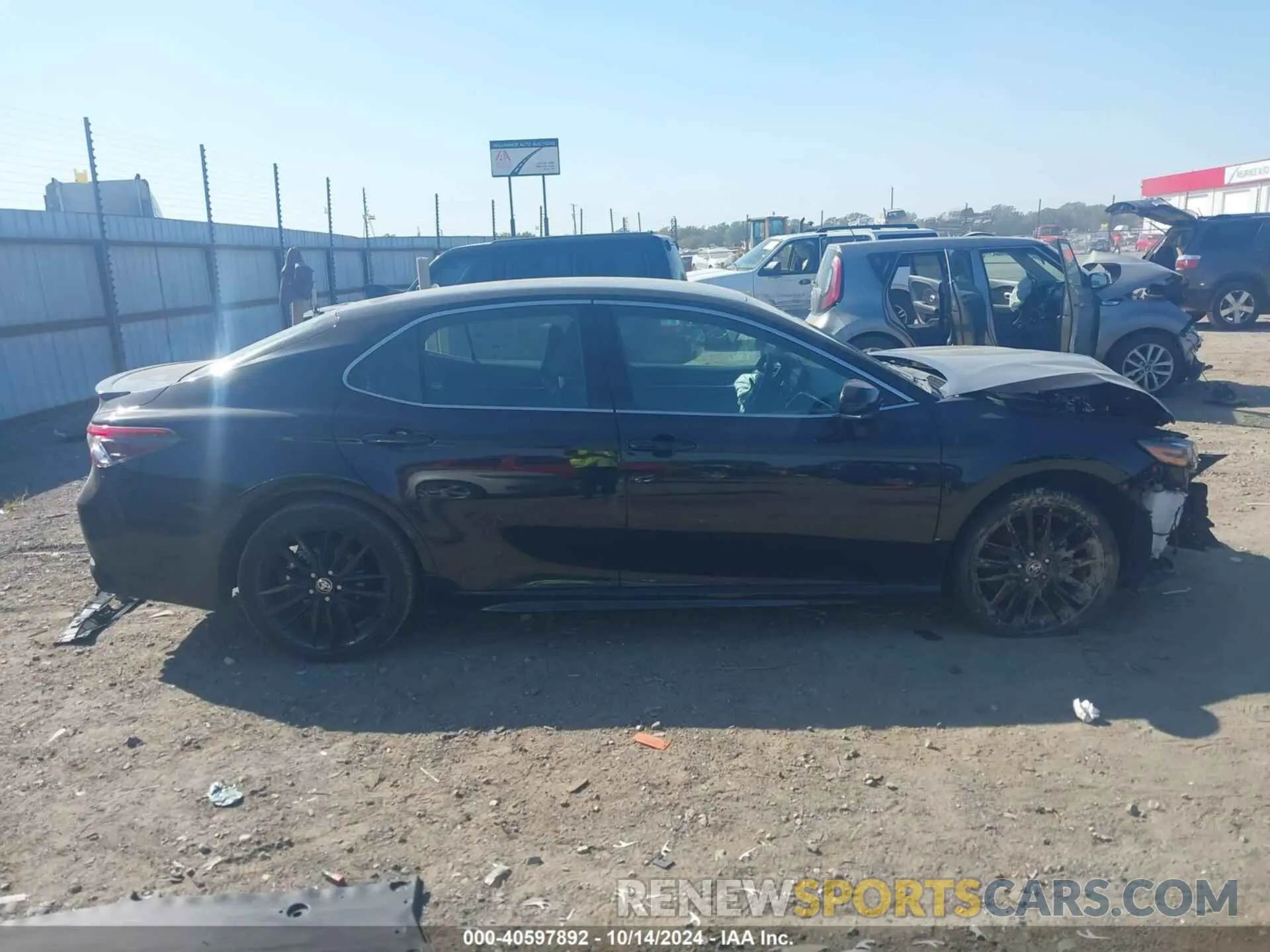 14 fotografías del automóvil dañado 4T1K61AK7PU801892 TOYOTA CAMRY 2023
