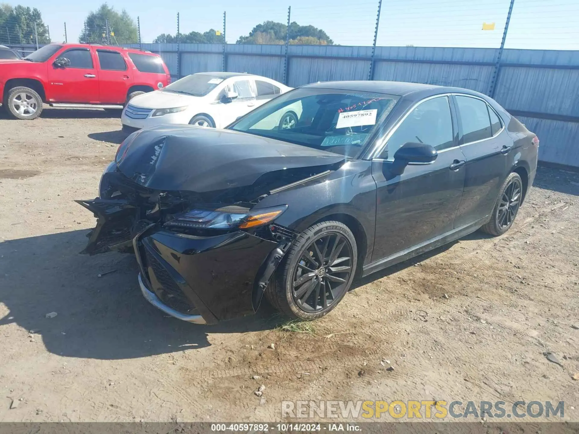 2 fotografías del automóvil dañado 4T1K61AK7PU801892 TOYOTA CAMRY 2023