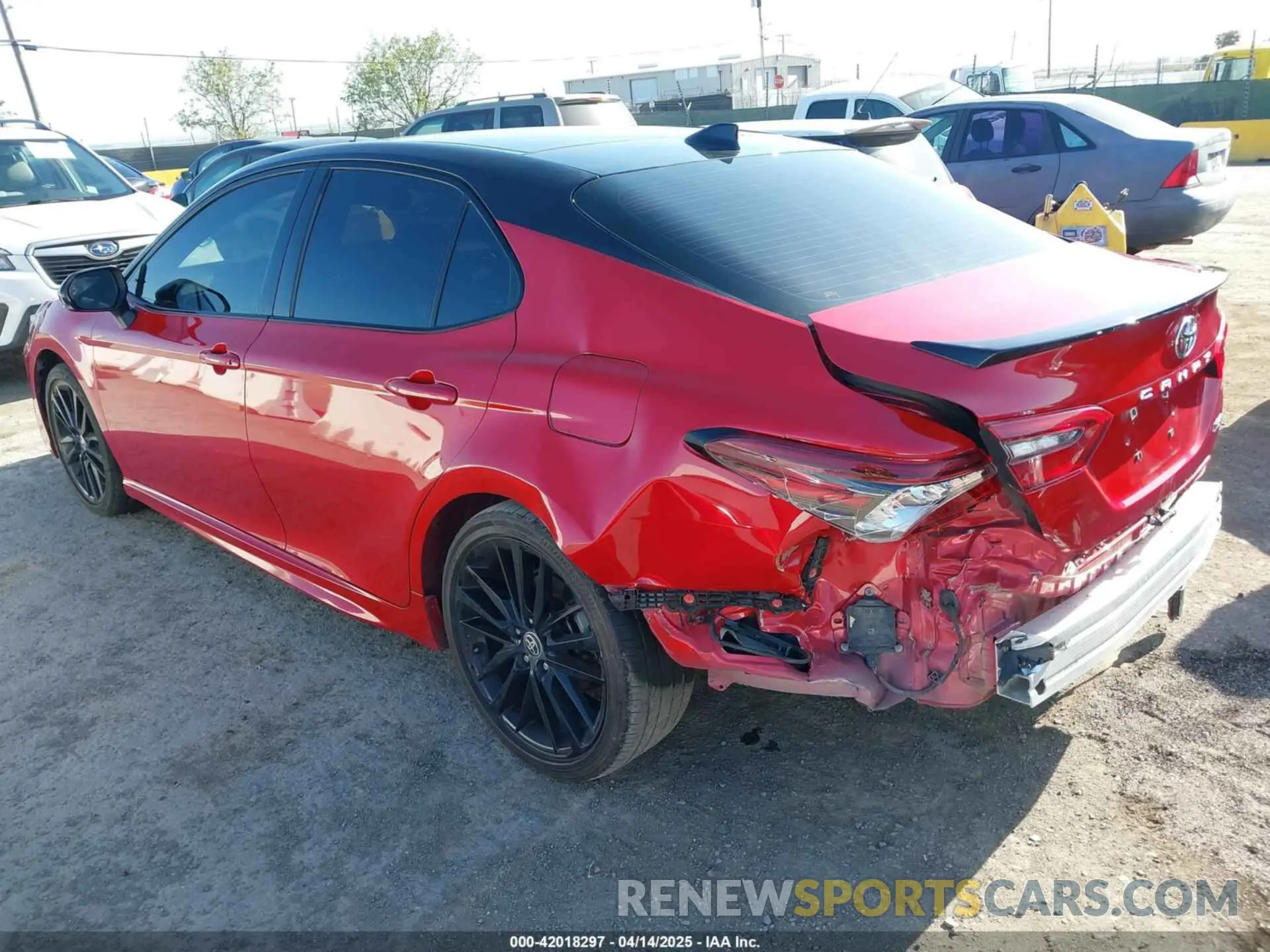 3 fotografías del automóvil dañado 4T1K61AK8PU106692 TOYOTA CAMRY 2023