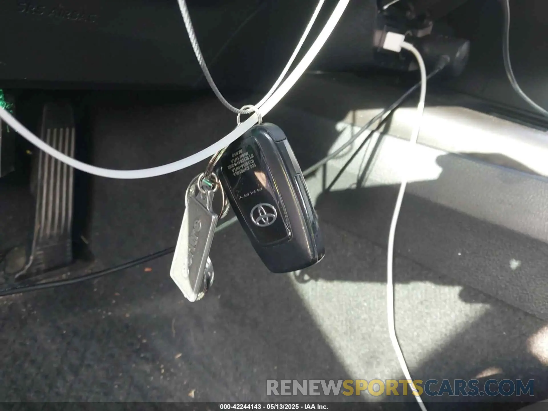 11 fotografías del automóvil dañado 4T1K61AK8PU773858 TOYOTA CAMRY 2023