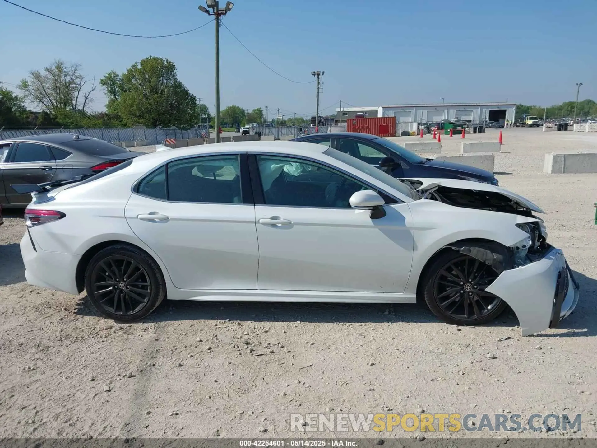 13 fotografías del automóvil dañado 4T1K61AK8PU790224 TOYOTA CAMRY 2023