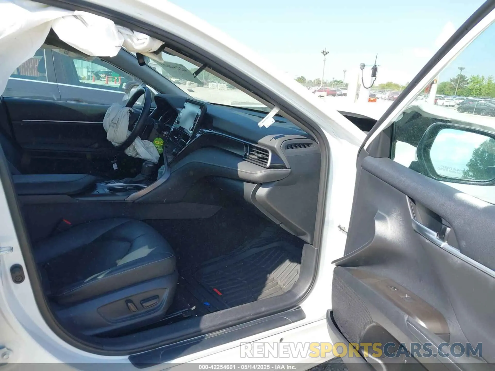 5 fotografías del automóvil dañado 4T1K61AK8PU790224 TOYOTA CAMRY 2023