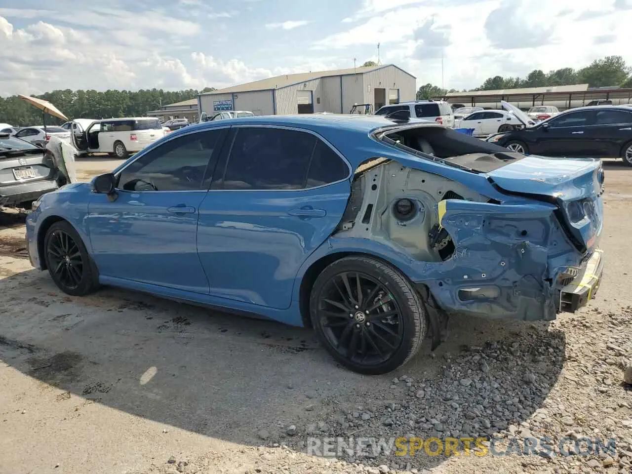 2 fotografías del automóvil dañado 4T1K61AK9PU176945 TOYOTA CAMRY 2023
