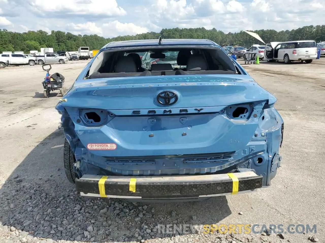 6 fotografías del automóvil dañado 4T1K61AK9PU176945 TOYOTA CAMRY 2023