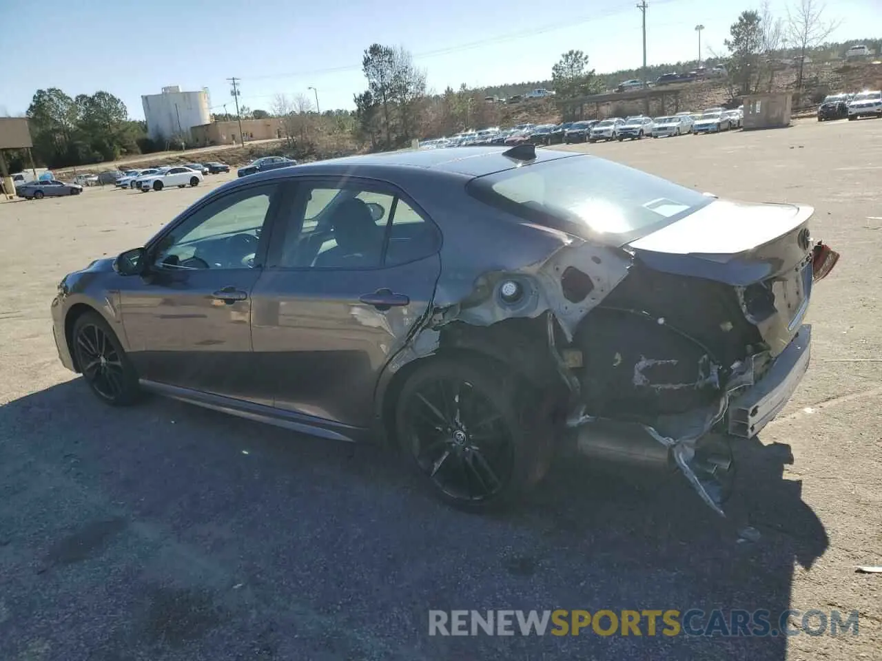 2 fotografías del automóvil dañado 4T1K61AK9PU781659 TOYOTA CAMRY 2023