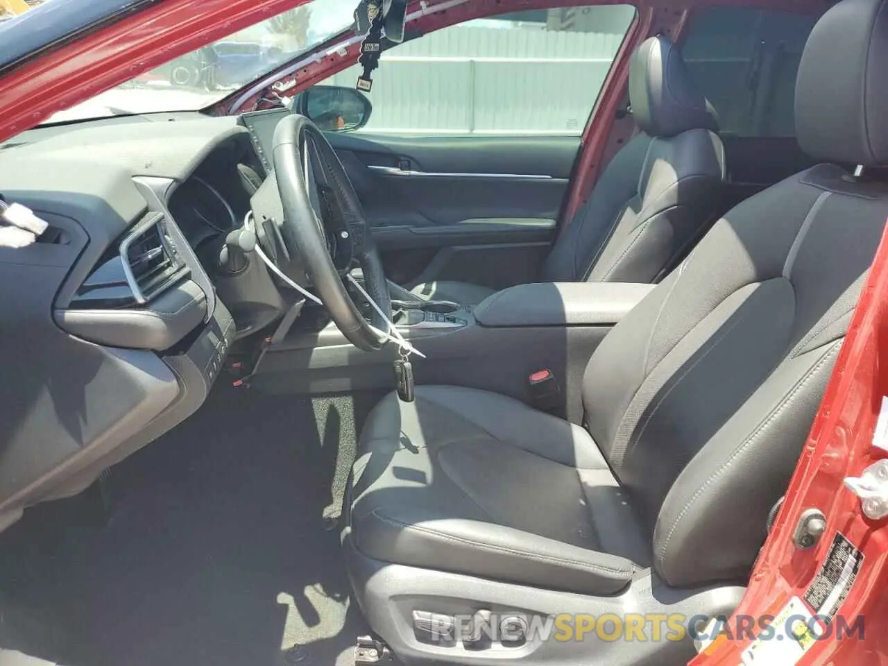 7 fotografías del automóvil dañado 4T1K61AKXPU120576 TOYOTA CAMRY 2023