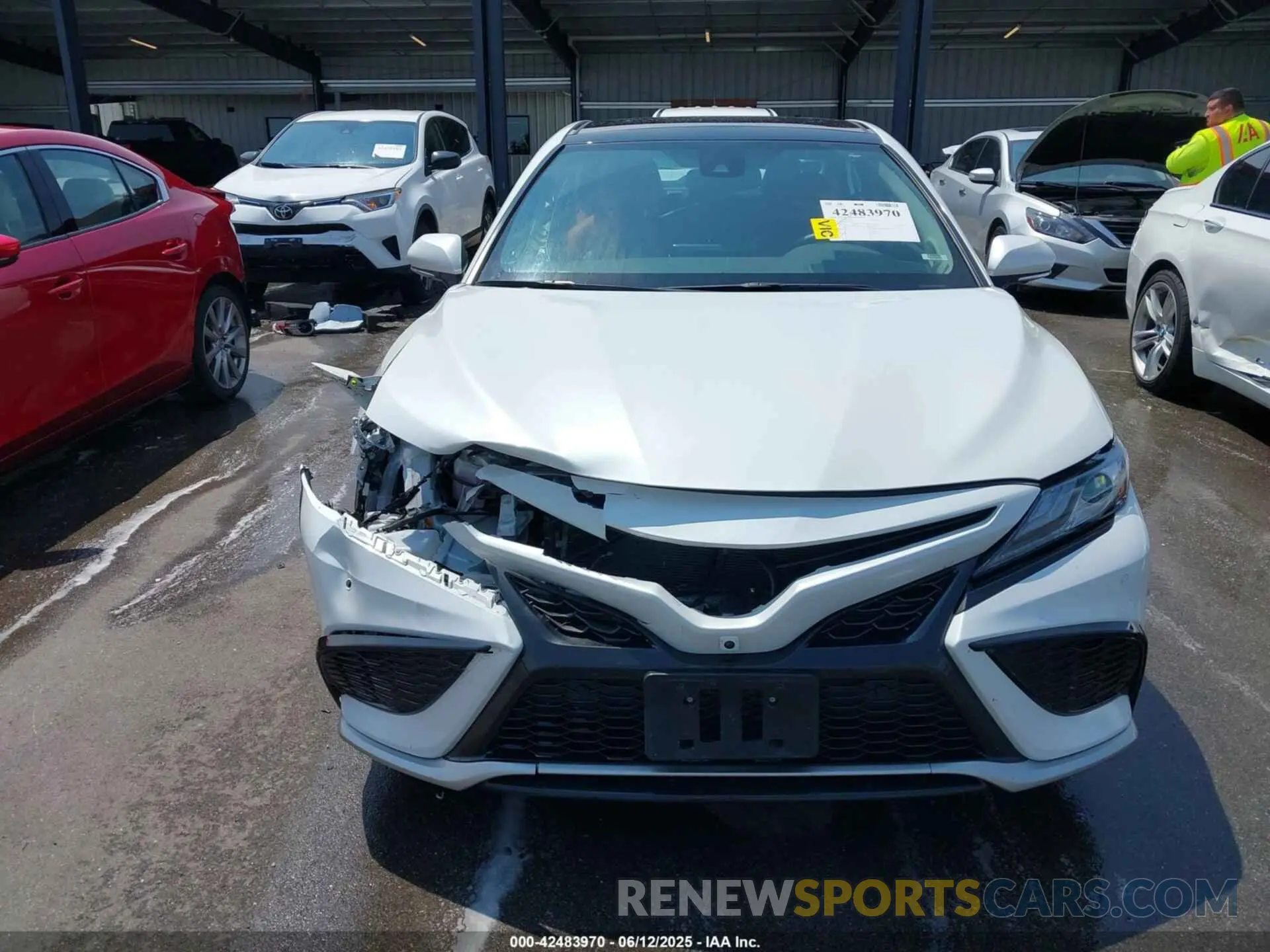 12 fotografías del automóvil dañado 4T1K61BK0PU087313 TOYOTA CAMRY 2023
