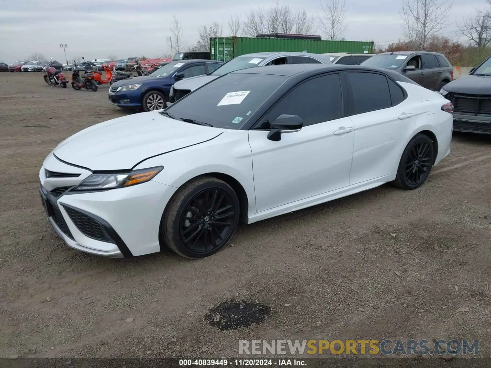2 fotografías del automóvil dañado 4T1K61BK0PU096139 TOYOTA CAMRY 2023