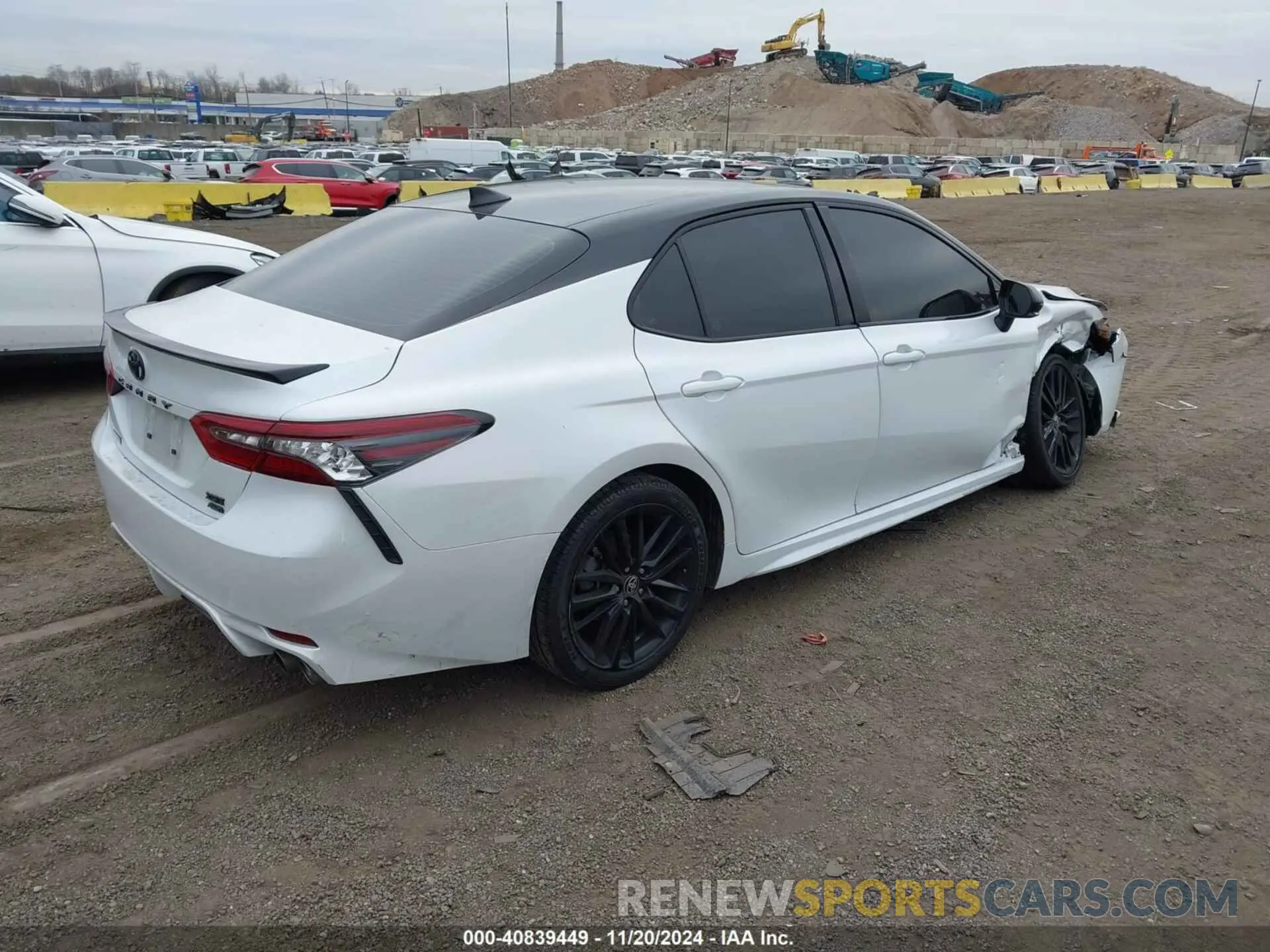 4 fotografías del automóvil dañado 4T1K61BK0PU096139 TOYOTA CAMRY 2023