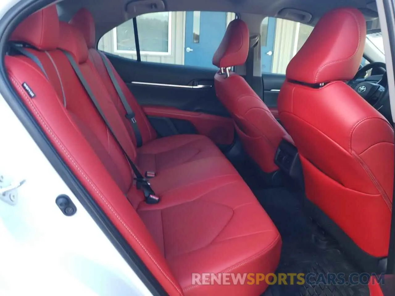 6 fotografías del automóvil dañado 4T1K61BK4PU075861 TOYOTA CAMRY 2023