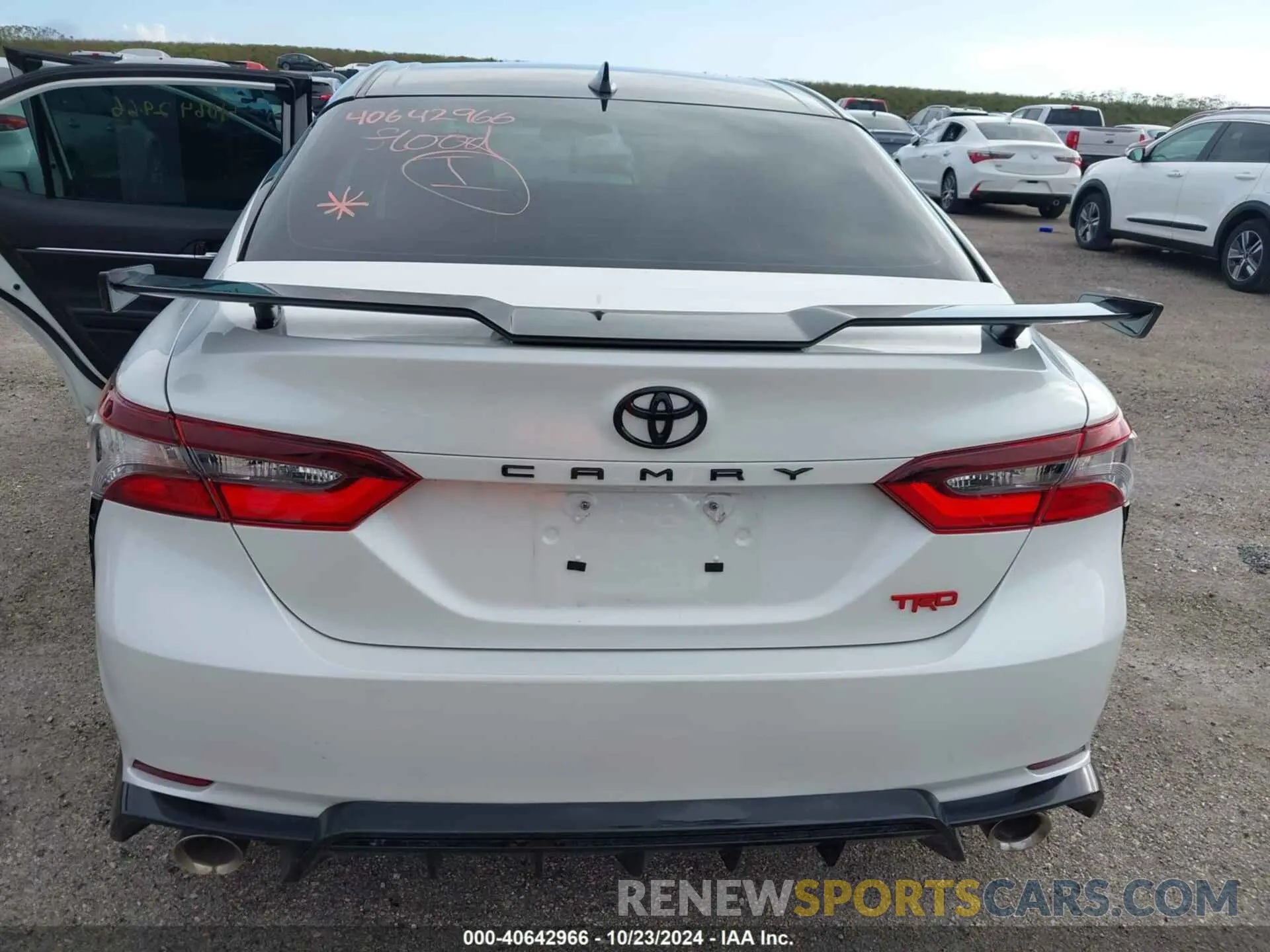 6 fotografías del automóvil dañado 4T1KZ1AK1PU072859 TOYOTA CAMRY 2023