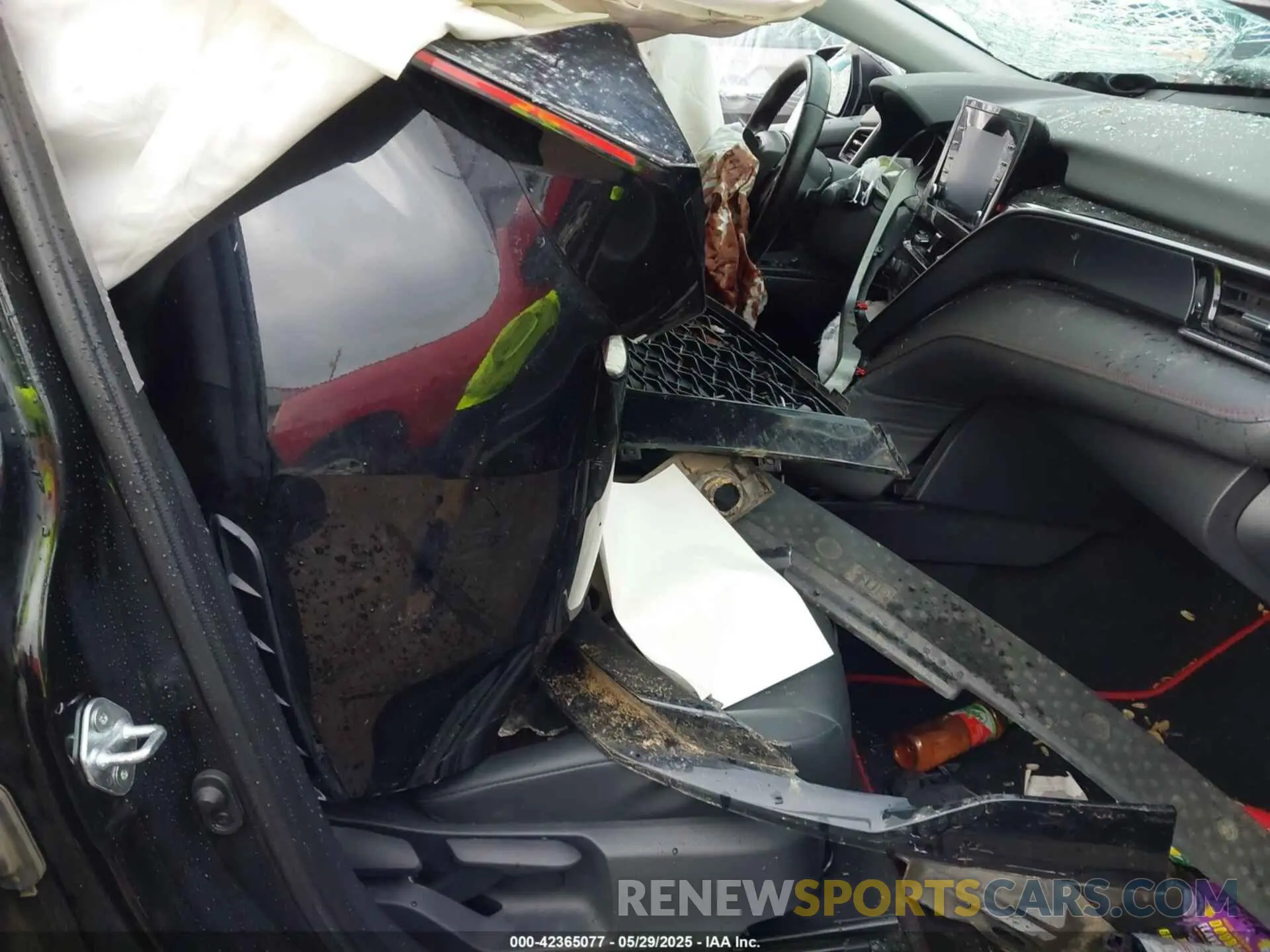 5 fotografías del automóvil dañado 4T1KZ1AK3PU086505 TOYOTA CAMRY 2023