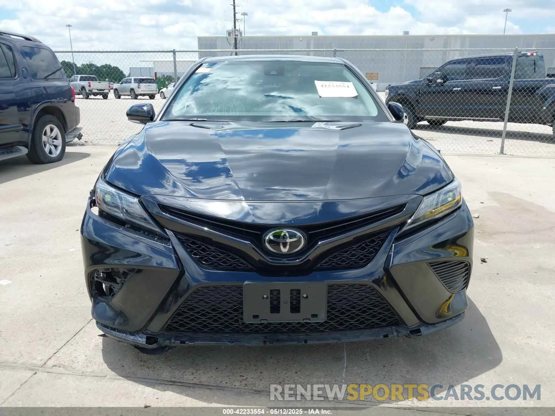 12 fotografías del automóvil dañado 4T1KZ1AK4PU079594 TOYOTA CAMRY 2023