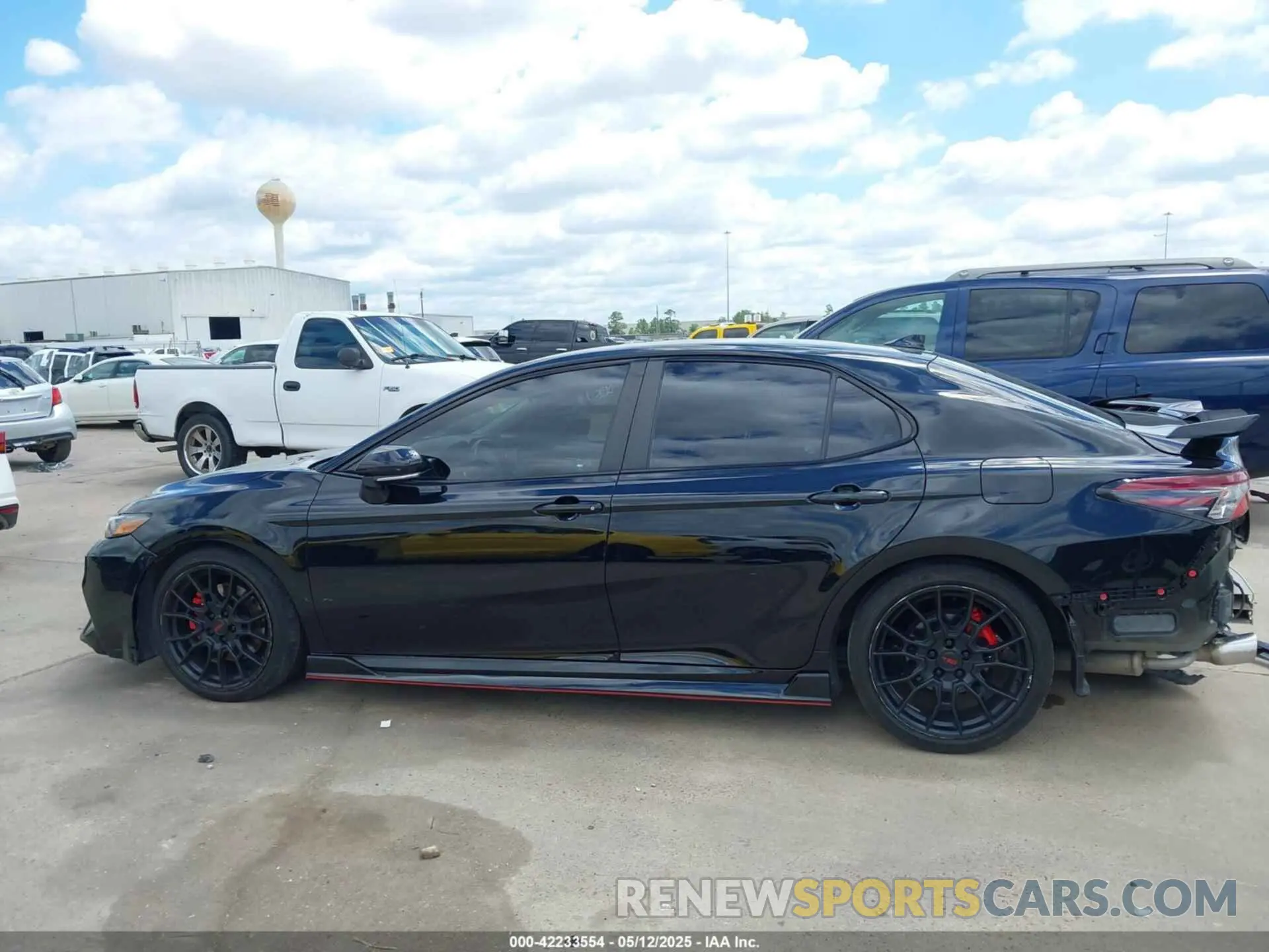 14 fotografías del automóvil dañado 4T1KZ1AK4PU079594 TOYOTA CAMRY 2023