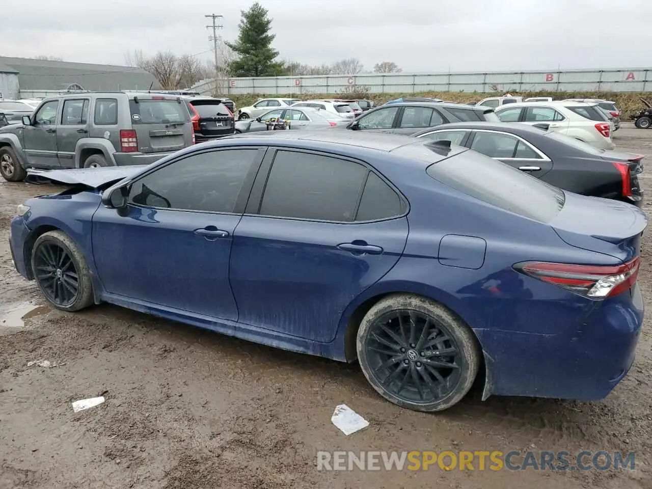 2 fotografías del automóvil dañado 4T1KZ1AK4PU084455 TOYOTA CAMRY 2023