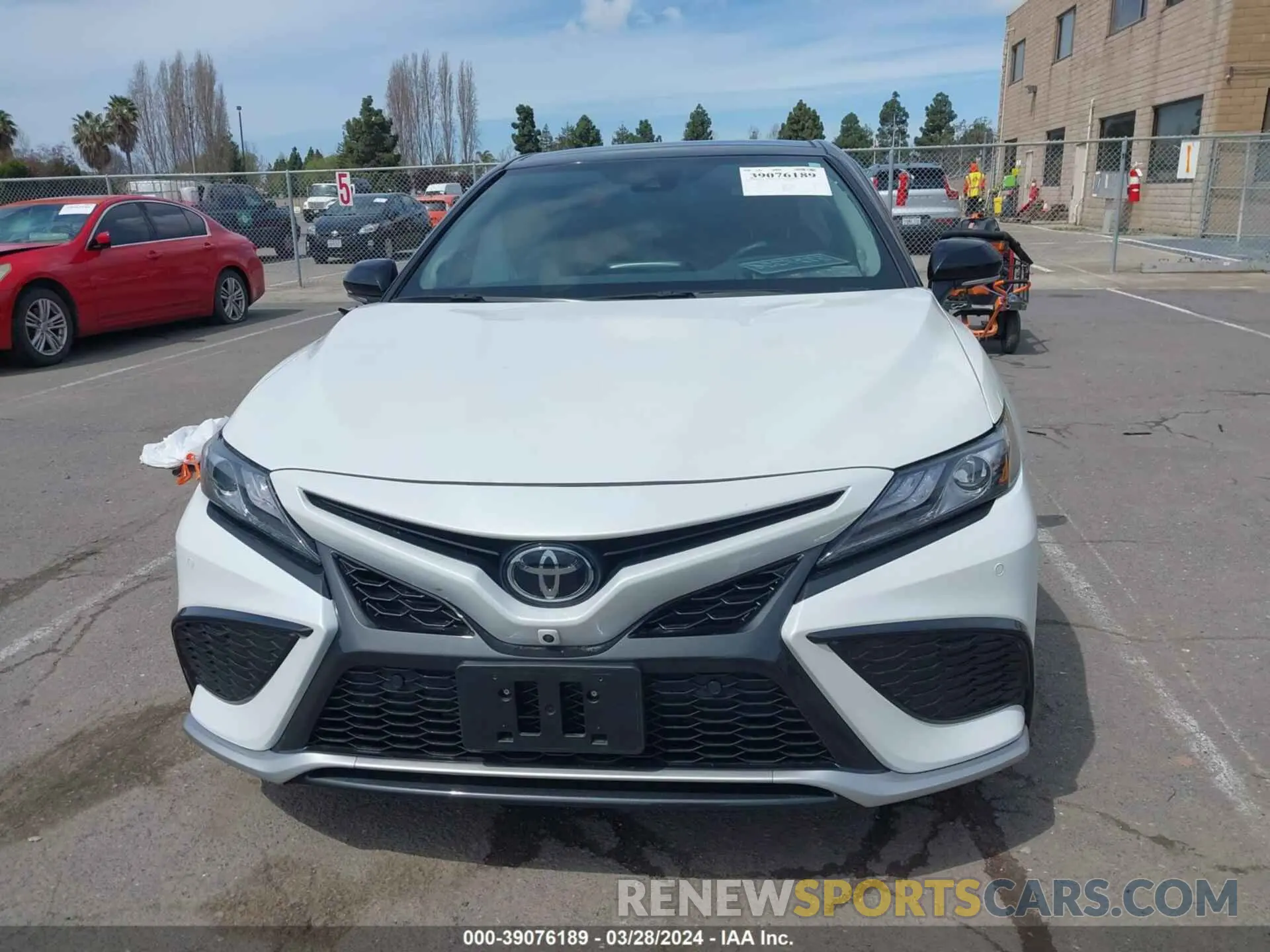12 fotografías del automóvil dañado 4T1KZ1AK5PU081032 TOYOTA CAMRY 2023
