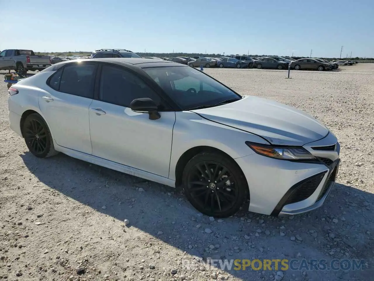 4 fotografías del automóvil dañado 4T1KZ1AK5PU084514 TOYOTA CAMRY 2023