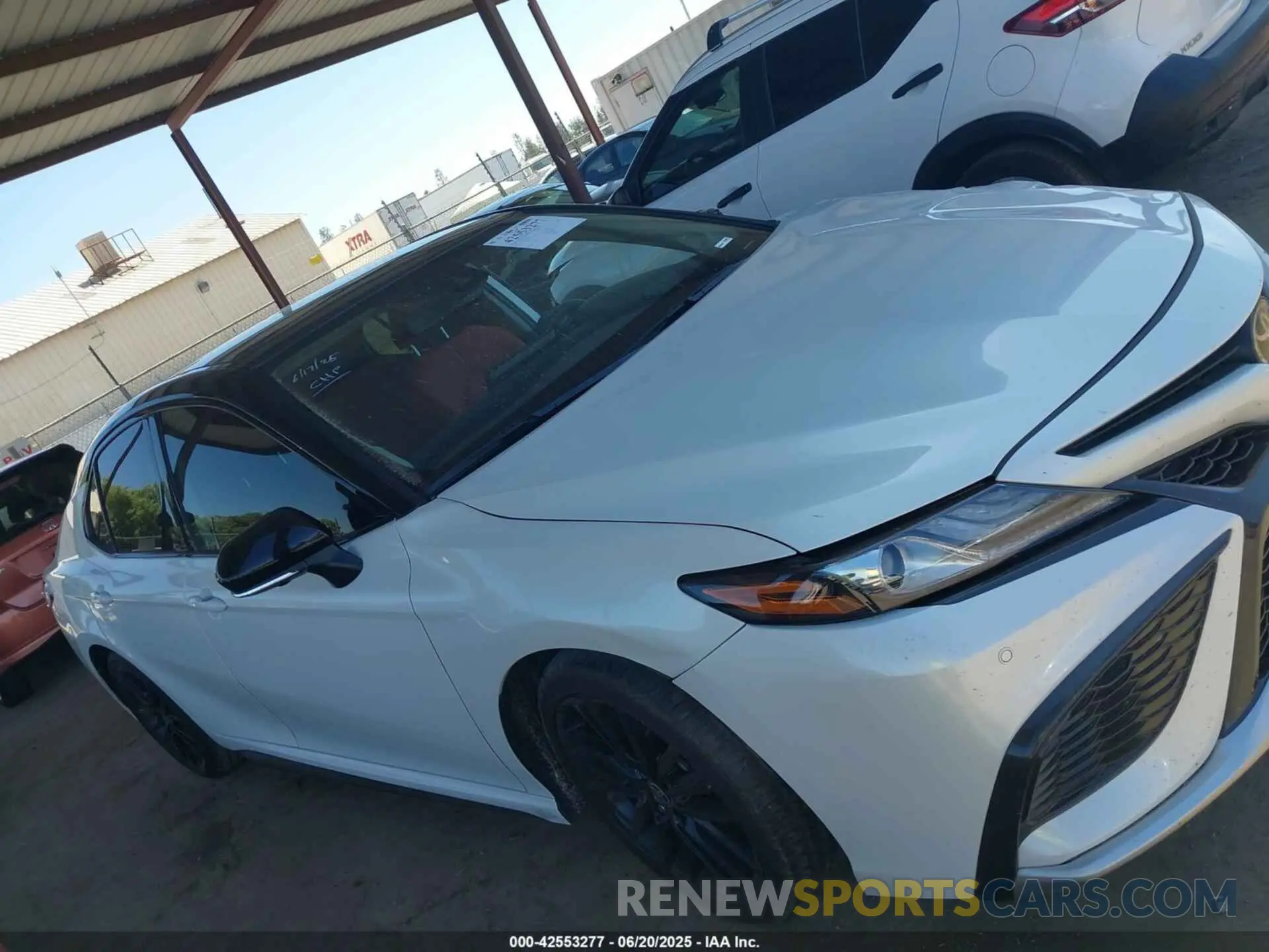 13 fotografías del automóvil dañado 4T1KZ1AK5PU084917 TOYOTA CAMRY 2023