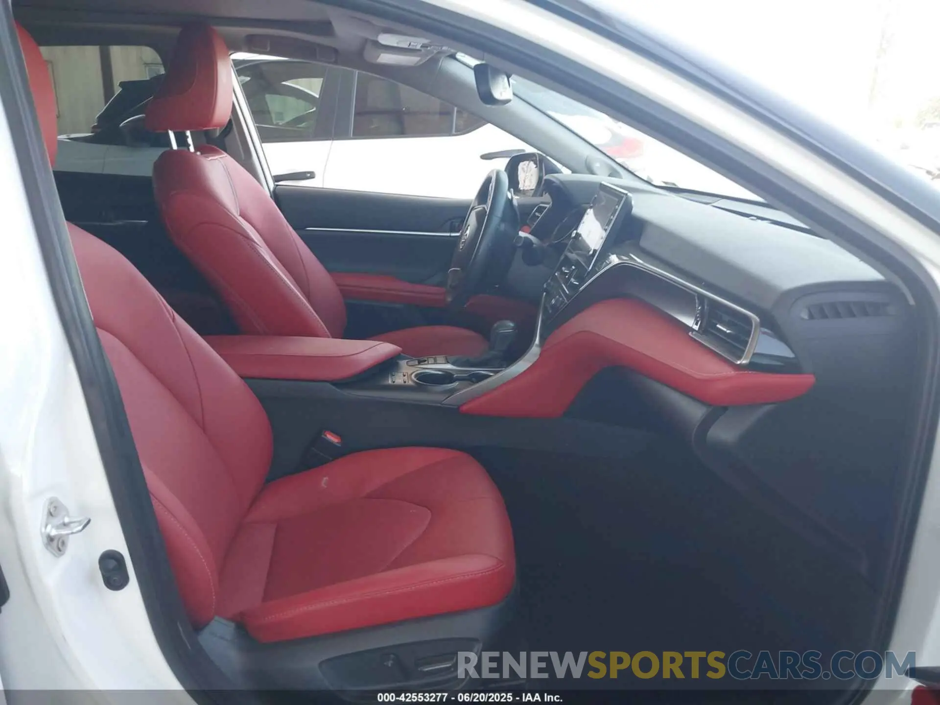 5 fotografías del automóvil dañado 4T1KZ1AK5PU084917 TOYOTA CAMRY 2023