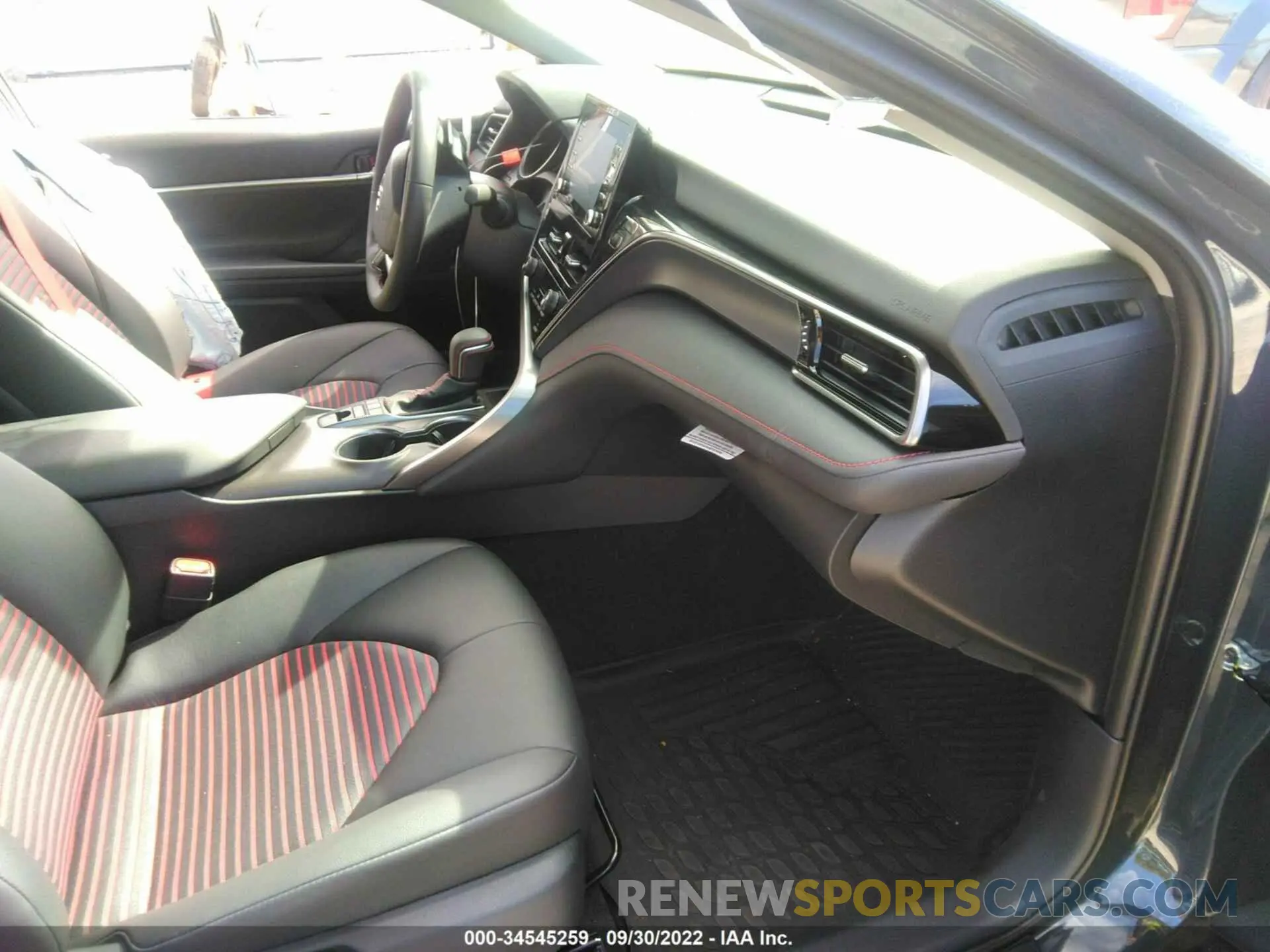 5 fotografías del automóvil dañado 4T1KZ1AK6PU072159 TOYOTA CAMRY 2023