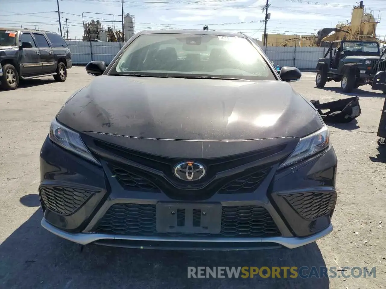 5 fotografías del automóvil dañado 4T1KZ1AK6PU074719 TOYOTA CAMRY 2023