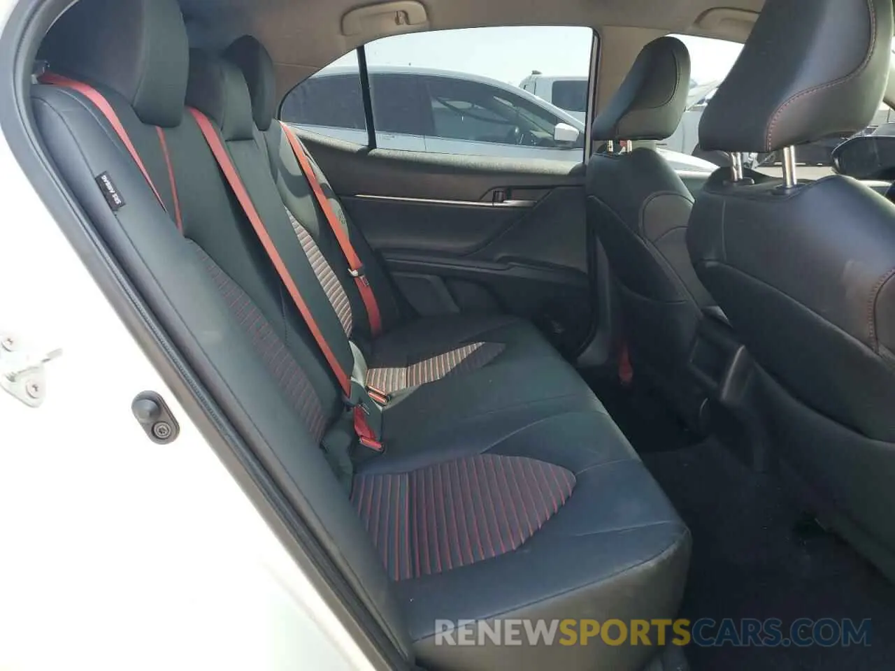 10 fotografías del automóvil dañado 4T1KZ1AK8PU081154 TOYOTA CAMRY 2023