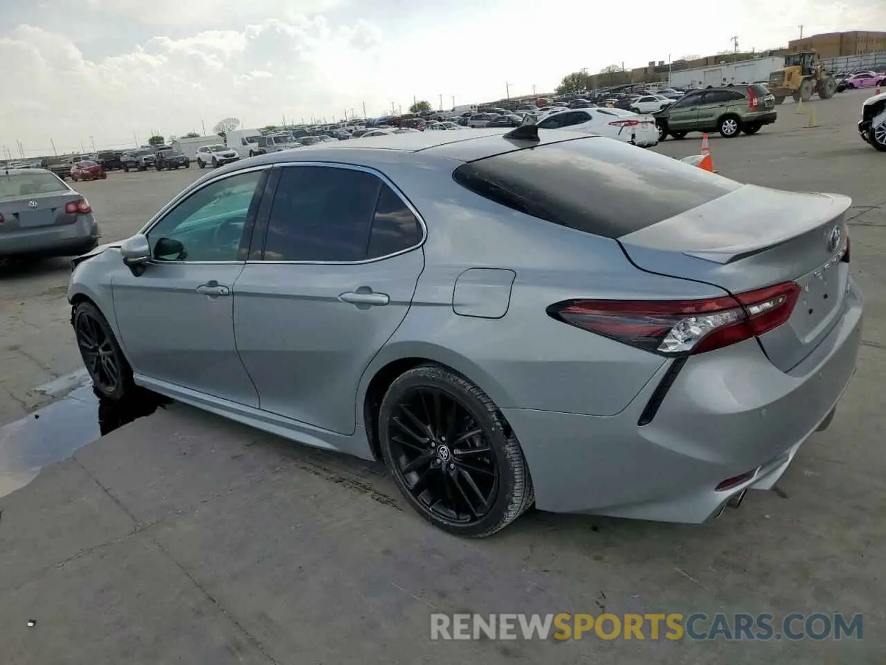 2 fotografías del automóvil dañado 4T1KZ1AK8PU083292 TOYOTA CAMRY 2023
