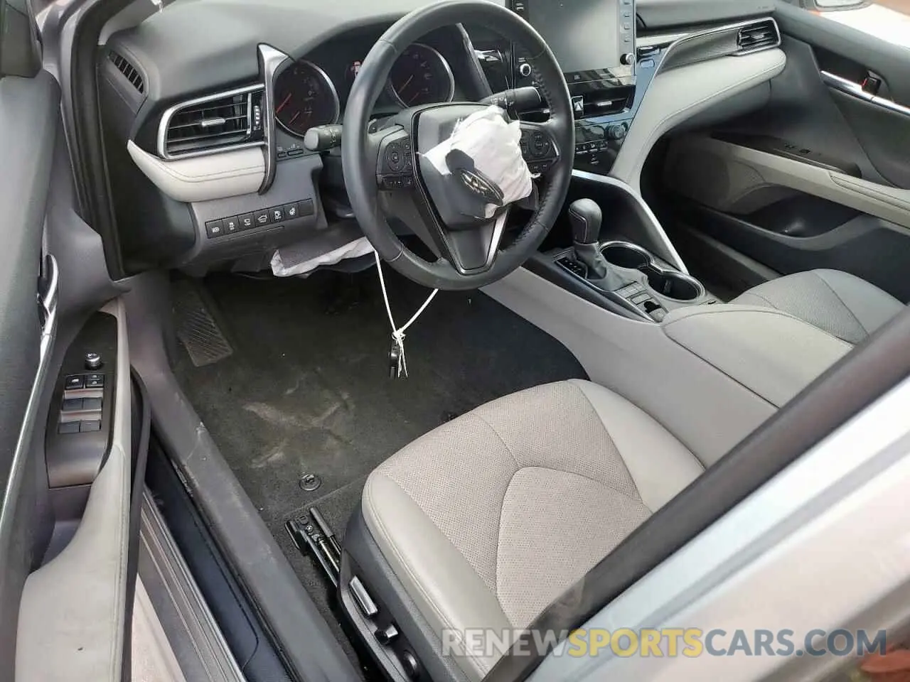8 fotografías del automóvil dañado 4T1KZ1AK8PU083292 TOYOTA CAMRY 2023