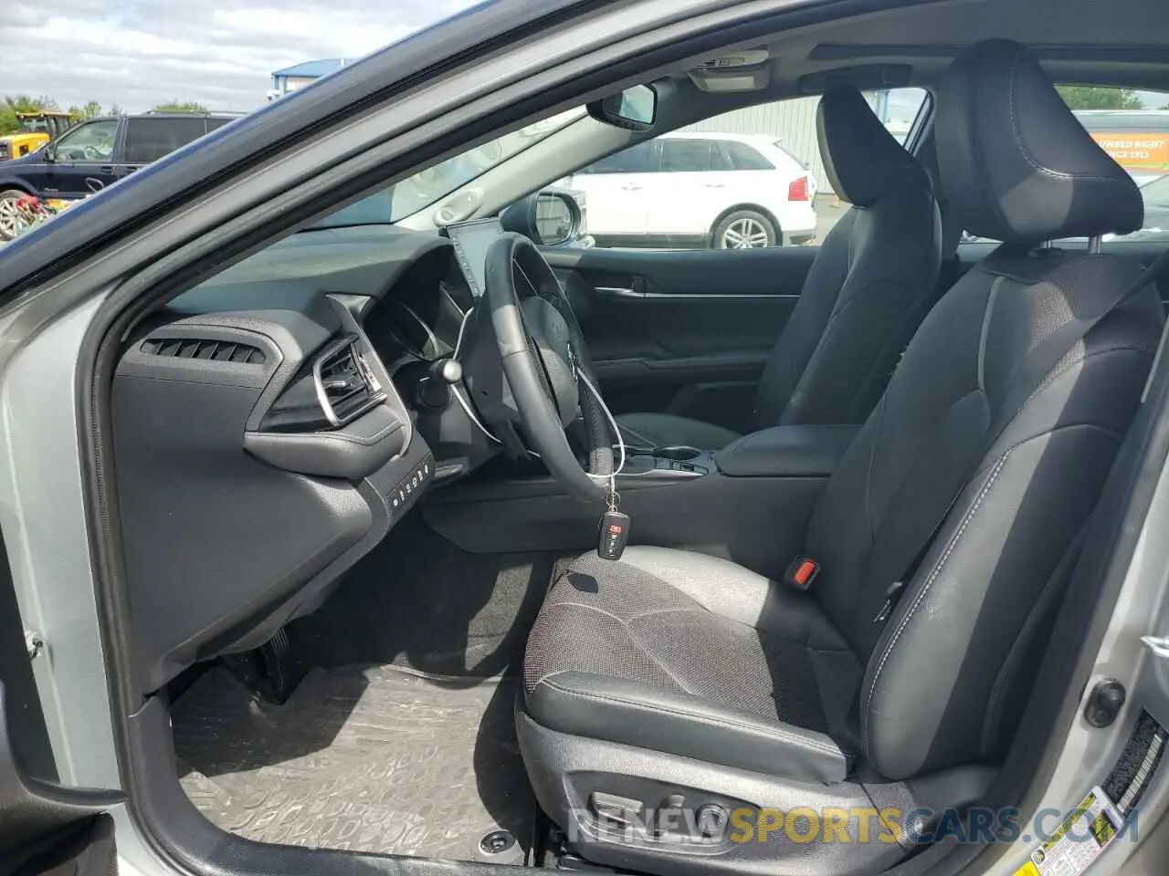 7 fotografías del automóvil dañado 4T1KZ1AKXPU076442 TOYOTA CAMRY 2023