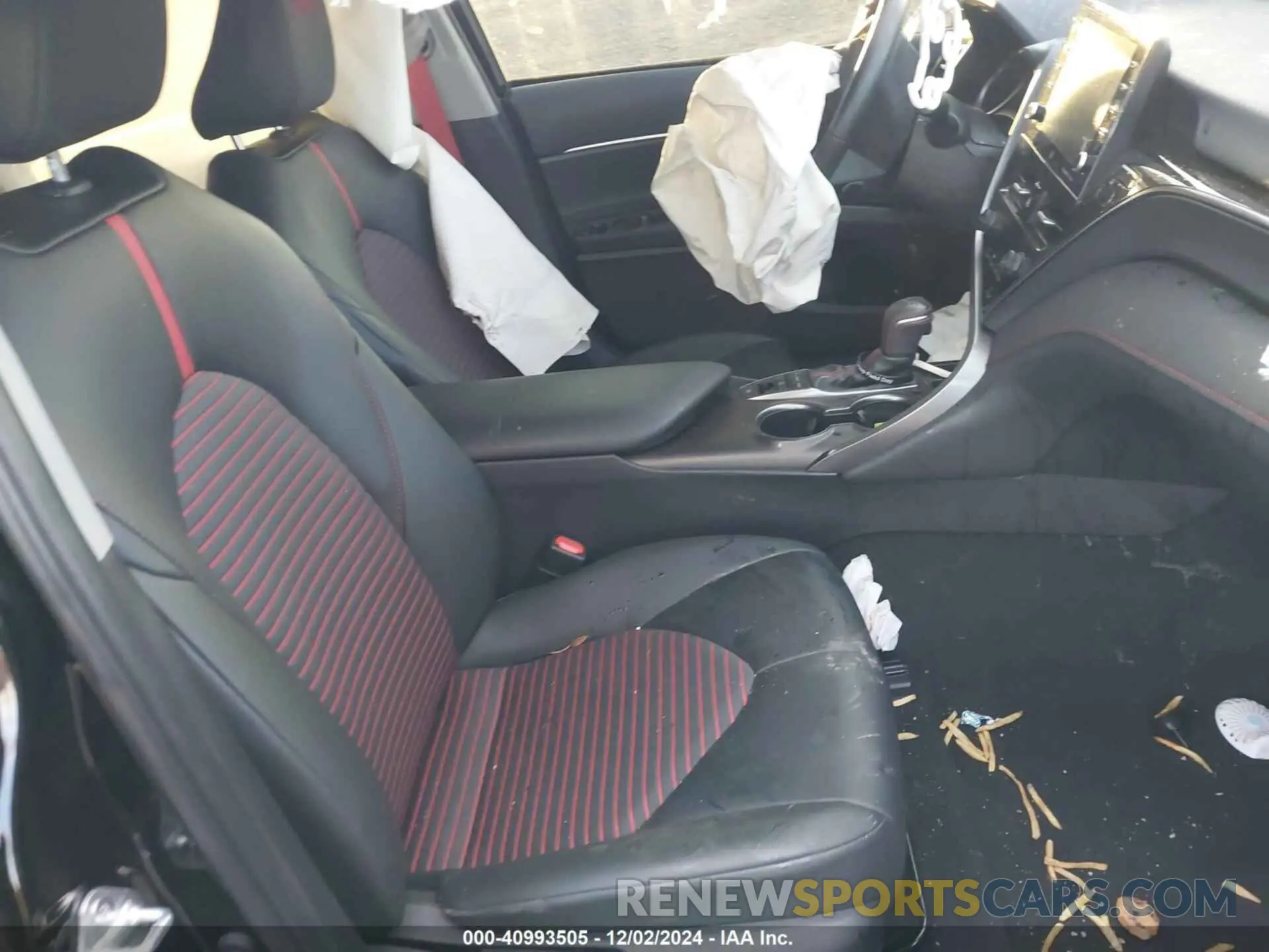 5 fotografías del automóvil dañado 4T1KZ1AKXPU079955 TOYOTA CAMRY 2023