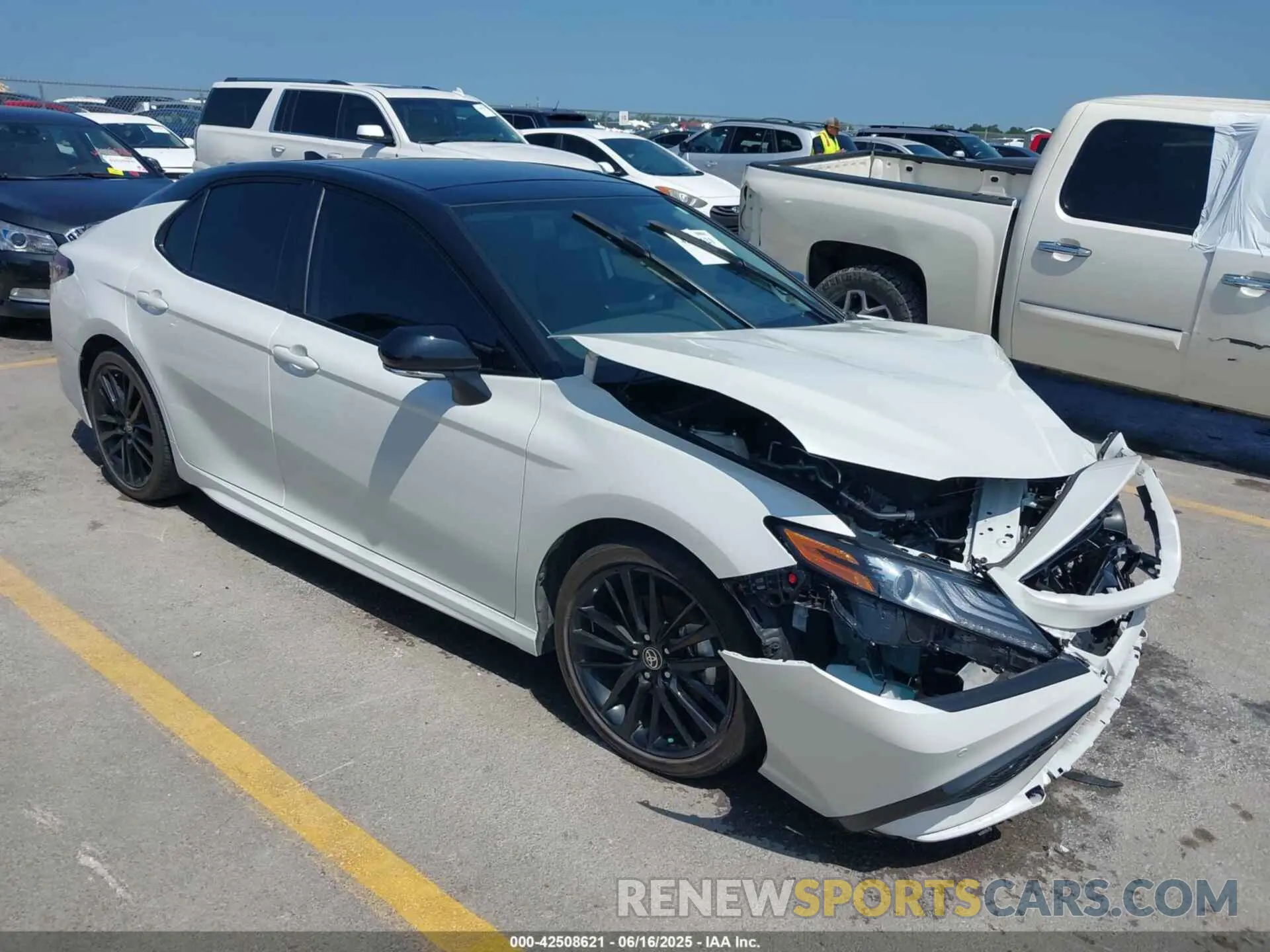 1 fotografías del automóvil dañado 4T1KZ1AKXPU085075 TOYOTA CAMRY 2023