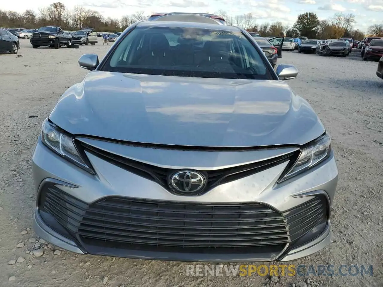 5 fotografías del automóvil dañado 4T1R11AK0PU806462 TOYOTA CAMRY 2023