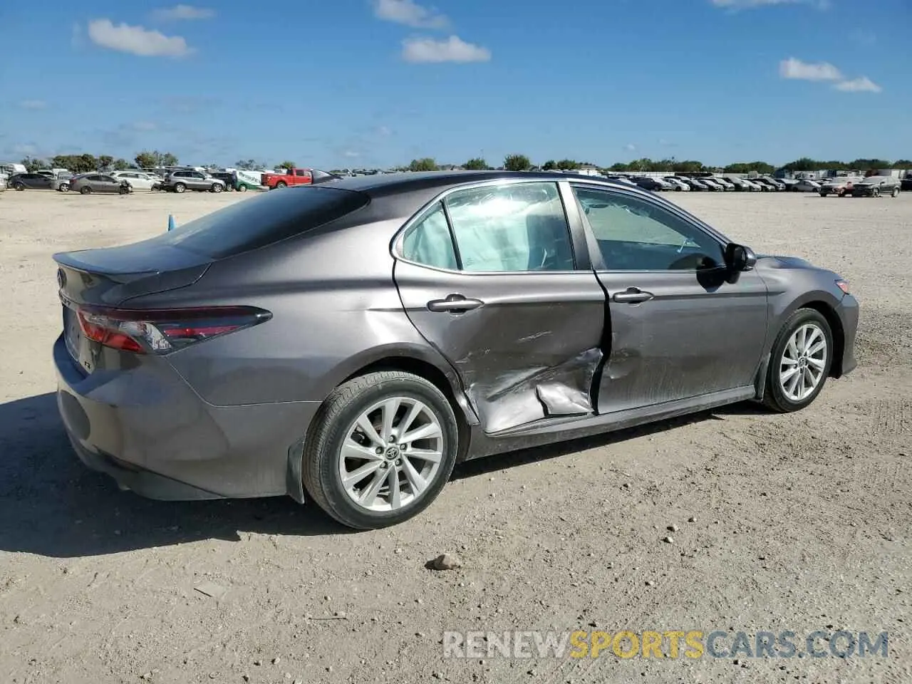 3 fotografías del automóvil dañado 4T1R11AK2PU731912 TOYOTA CAMRY 2023