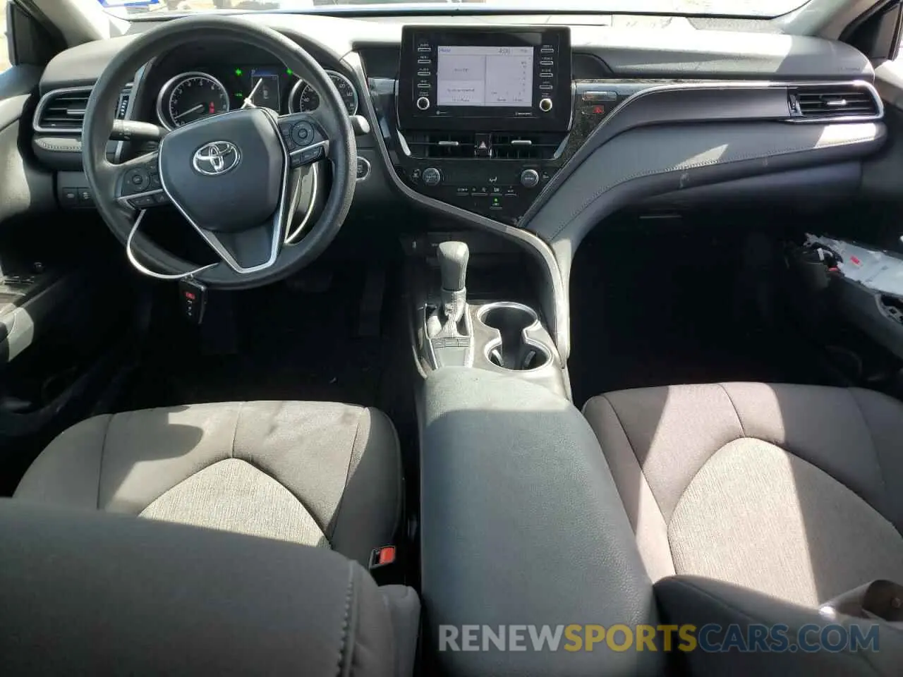 8 fotografías del automóvil dañado 4T1R11AK3PU187209 TOYOTA CAMRY 2023