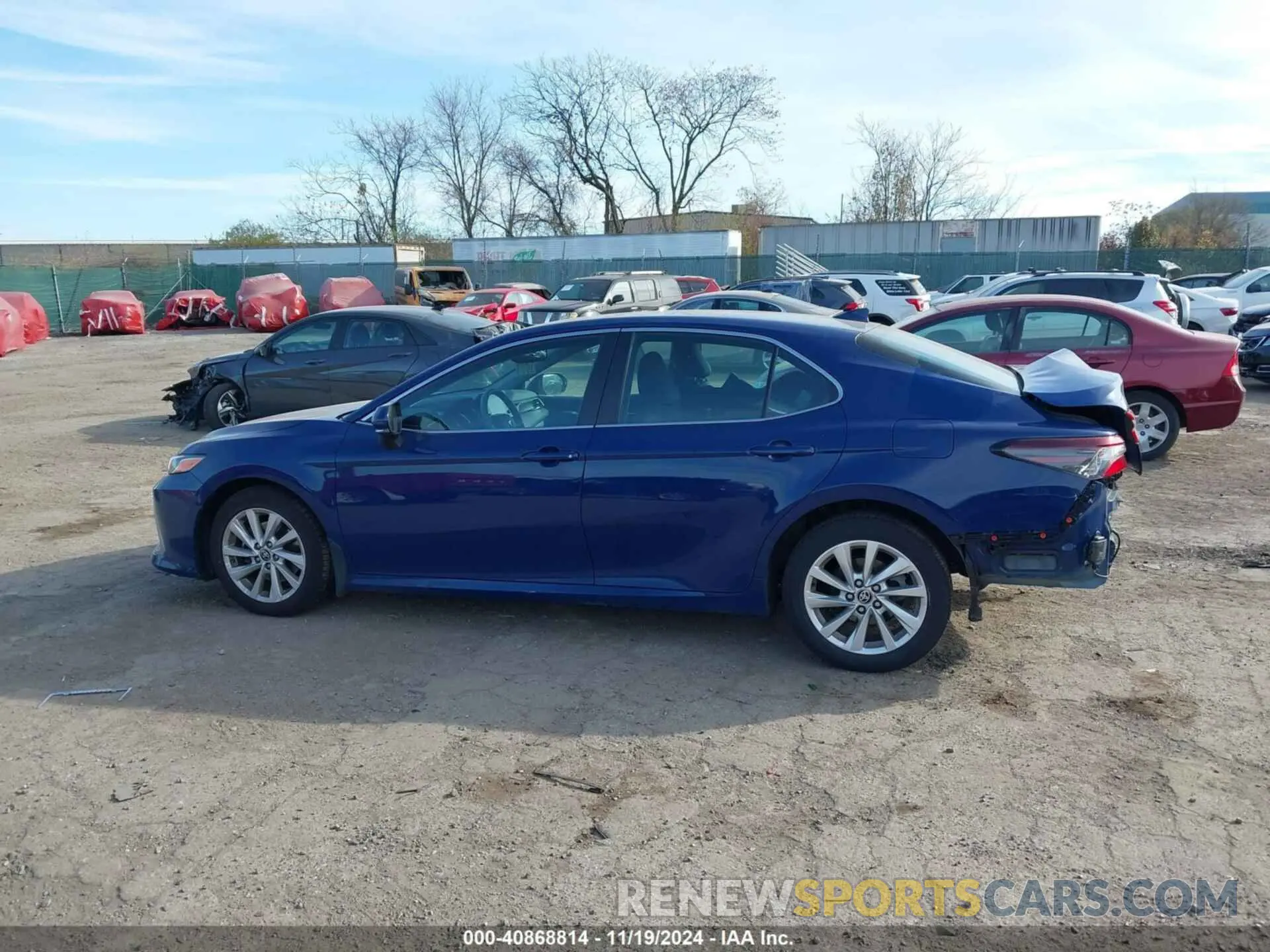 14 fotografías del automóvil dañado 4T1R11AK4PU170063 TOYOTA CAMRY 2023