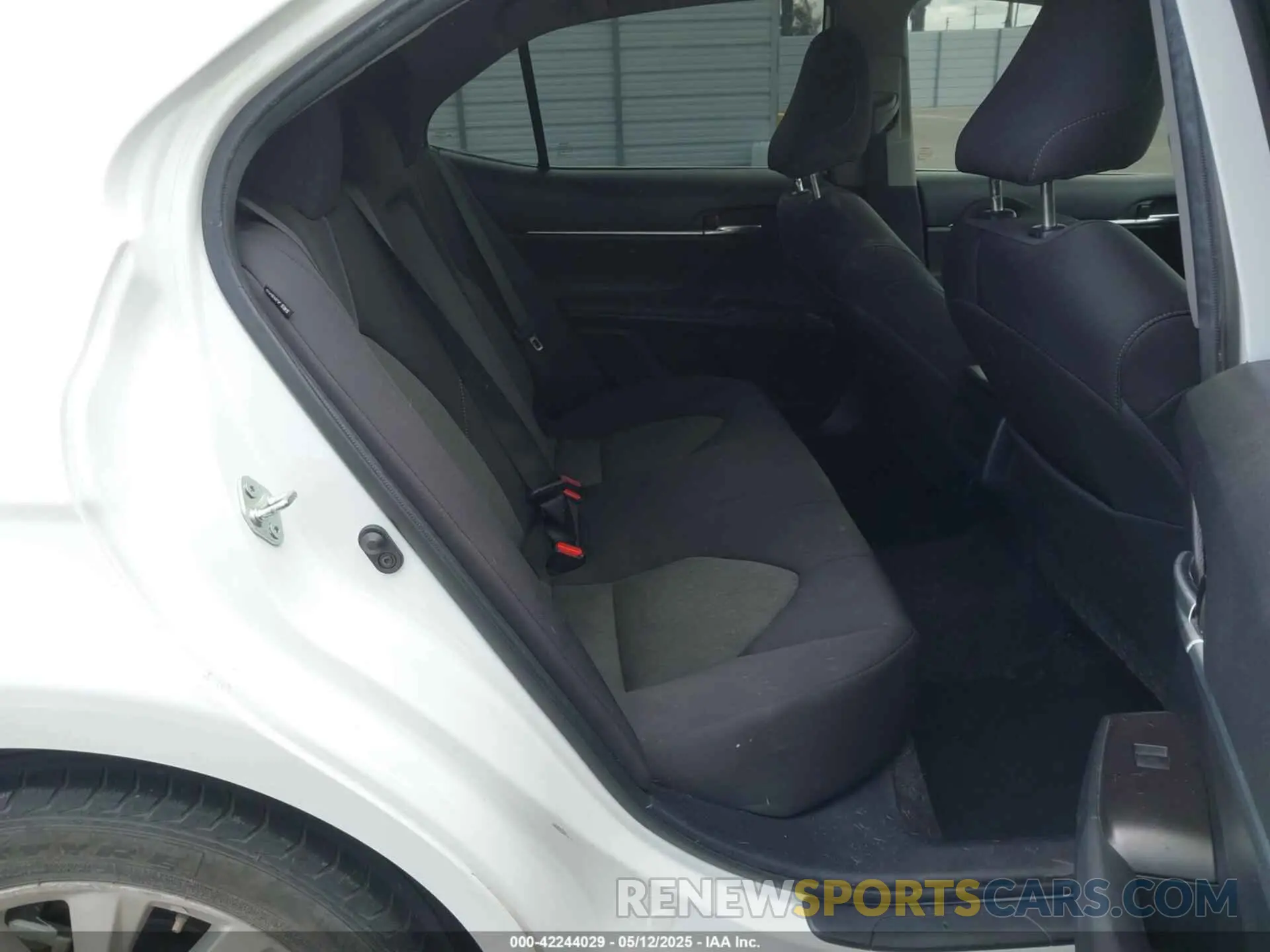 8 fotografías del automóvil dañado 4T1R11AK4PU801765 TOYOTA CAMRY 2023
