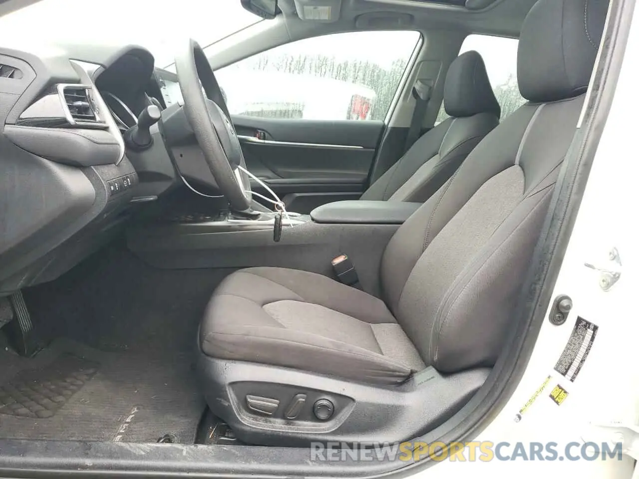 7 fotografías del automóvil dañado 4T1R11AK8PU112697 TOYOTA CAMRY 2023