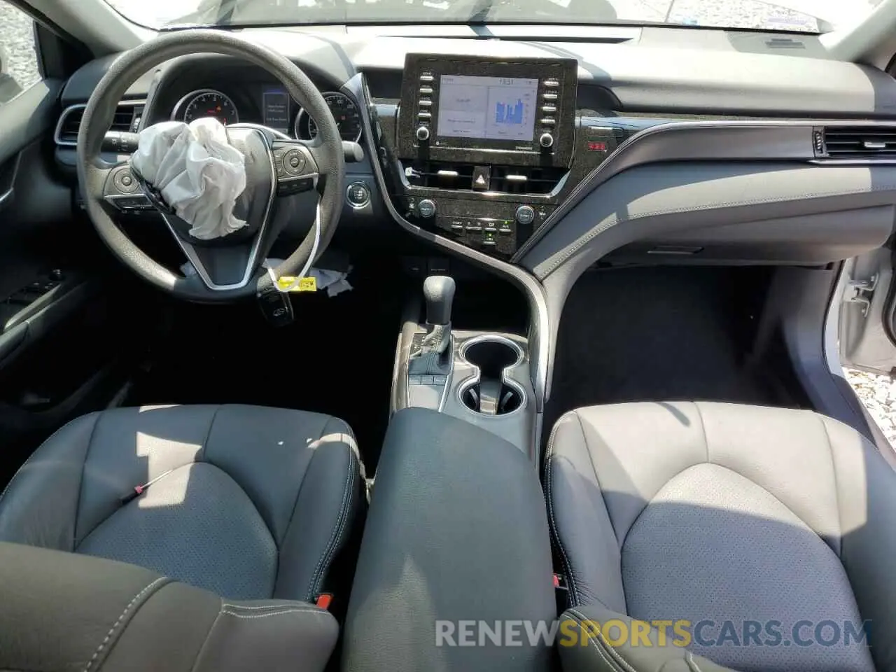8 fotografías del automóvil dañado 4T1R11AK8PU148955 TOYOTA CAMRY 2023