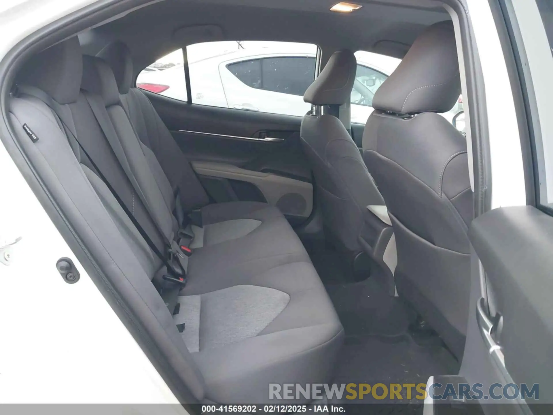 8 fotografías del automóvil dañado 4T1R11AK8PU153556 TOYOTA CAMRY 2023