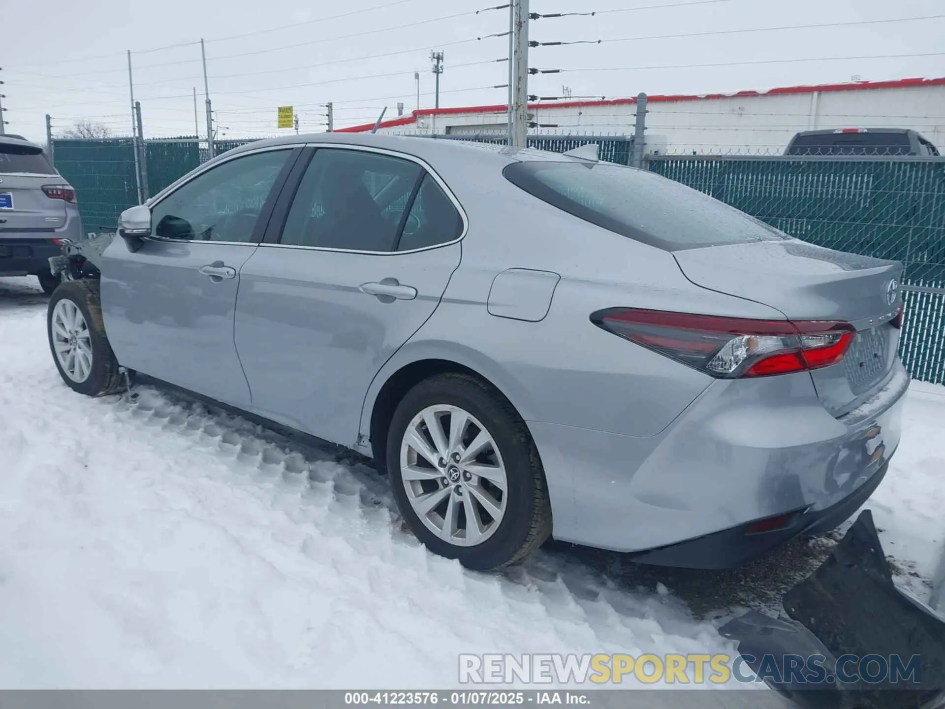 3 fotografías del automóvil dañado 4T1R11AK9PU127967 TOYOTA CAMRY 2023