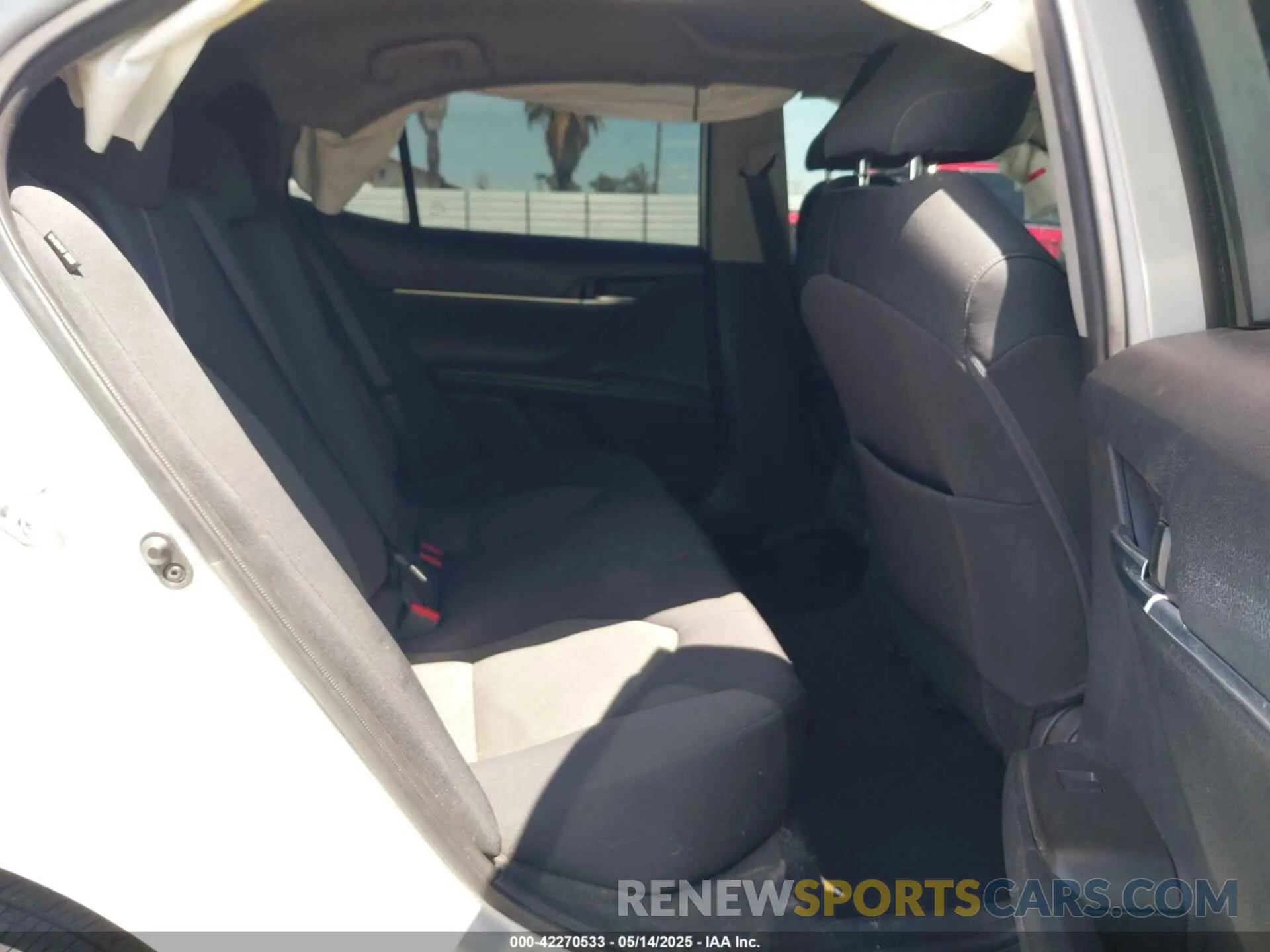 8 fotografías del automóvil dañado 4T1R11AK9PU134949 TOYOTA CAMRY 2023