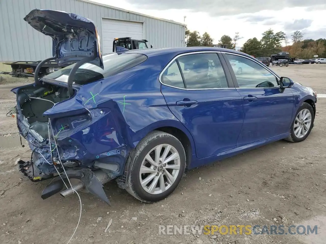 3 fotografías del automóvil dañado 4T1R11AKXPU124172 TOYOTA CAMRY 2023