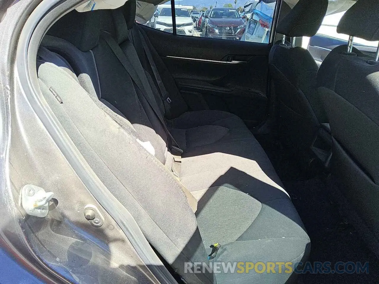10 fotografías del automóvil dañado 4T1R11AKXPU764124 TOYOTA CAMRY 2023